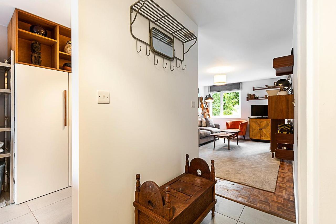 Bright Stepney Nest London