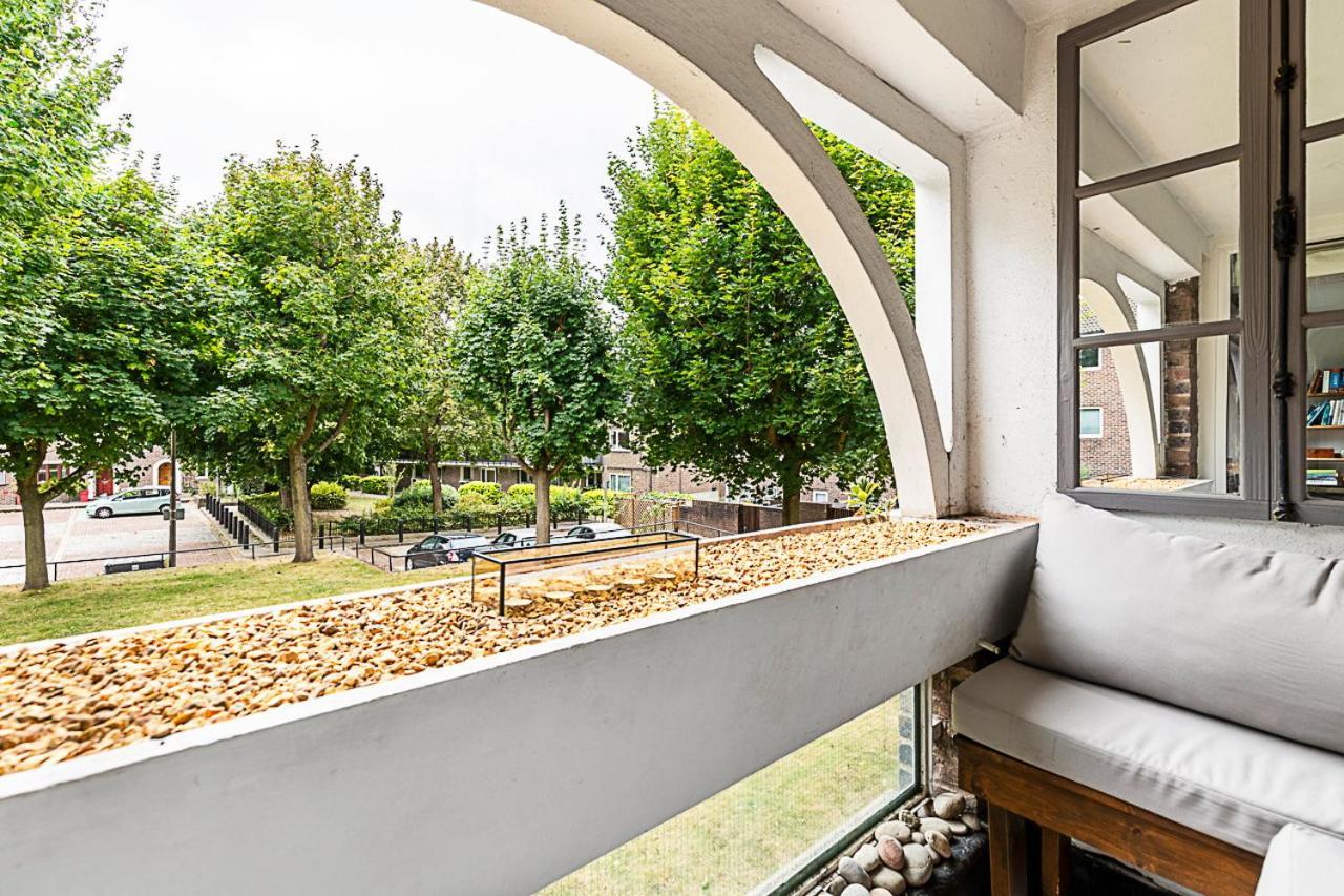 Bright Stepney Nest Apartment London