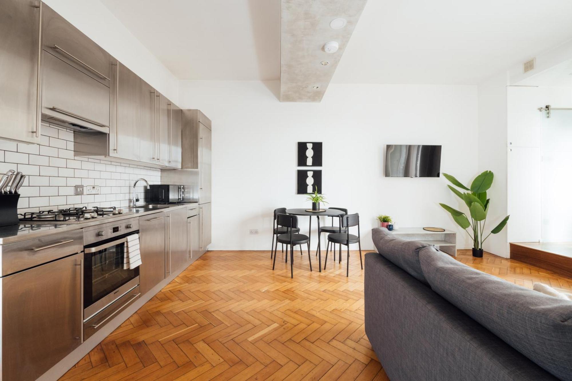 Modern 1bd Flat -stoke Newington * Londen