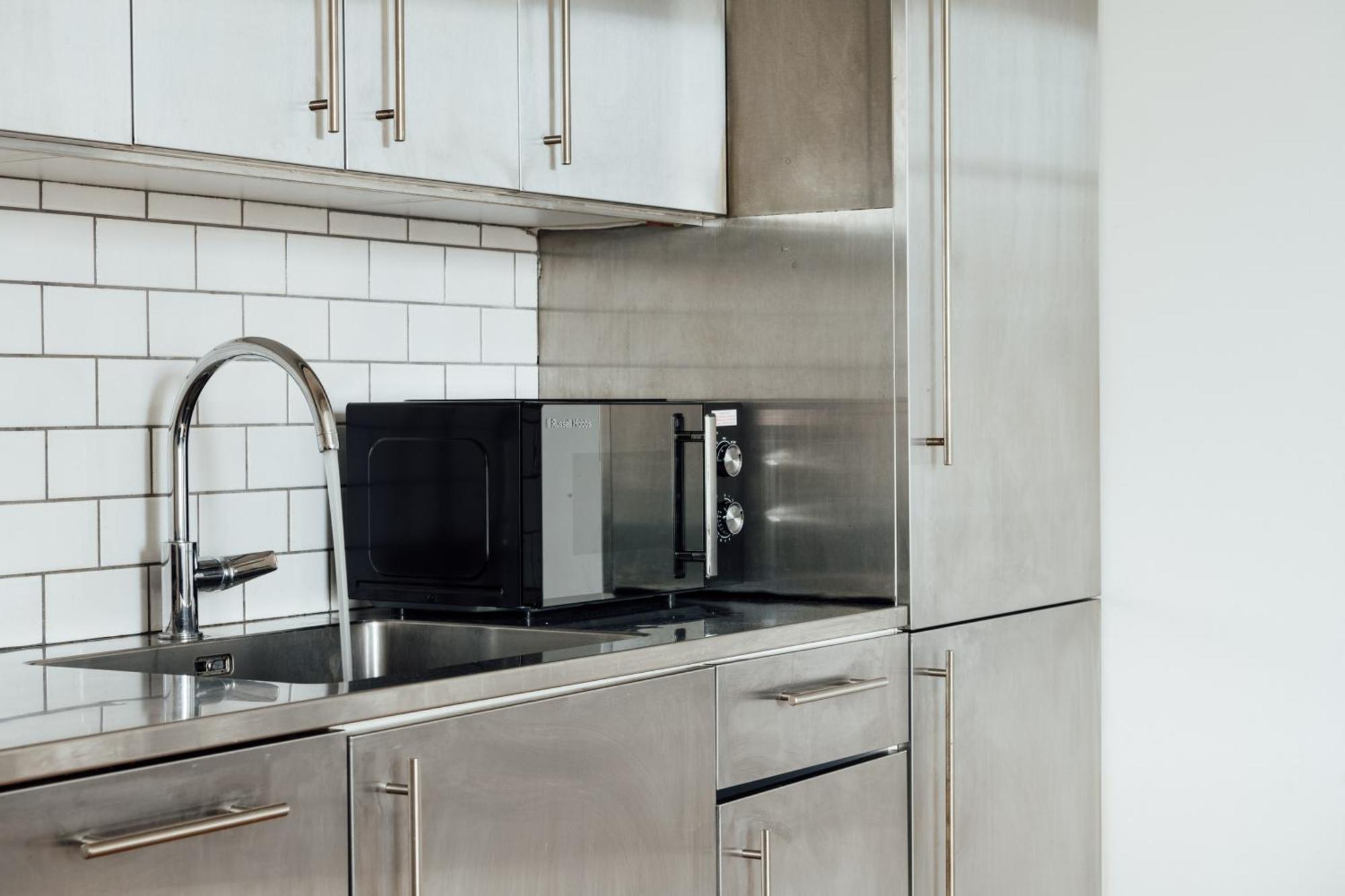 Modern 1bd Flat -stoke Newington Londen