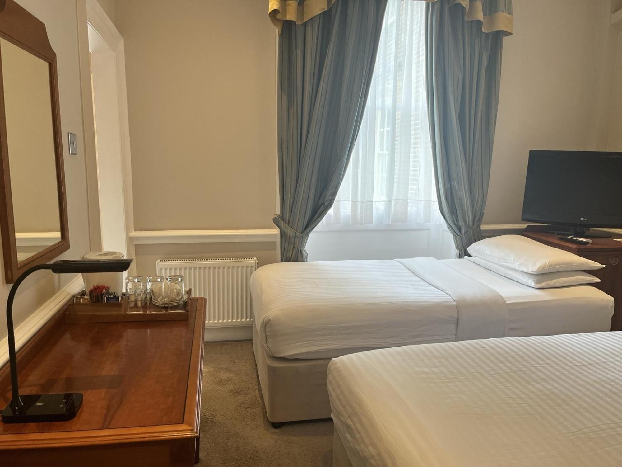 Staunton - Hotell 4*
