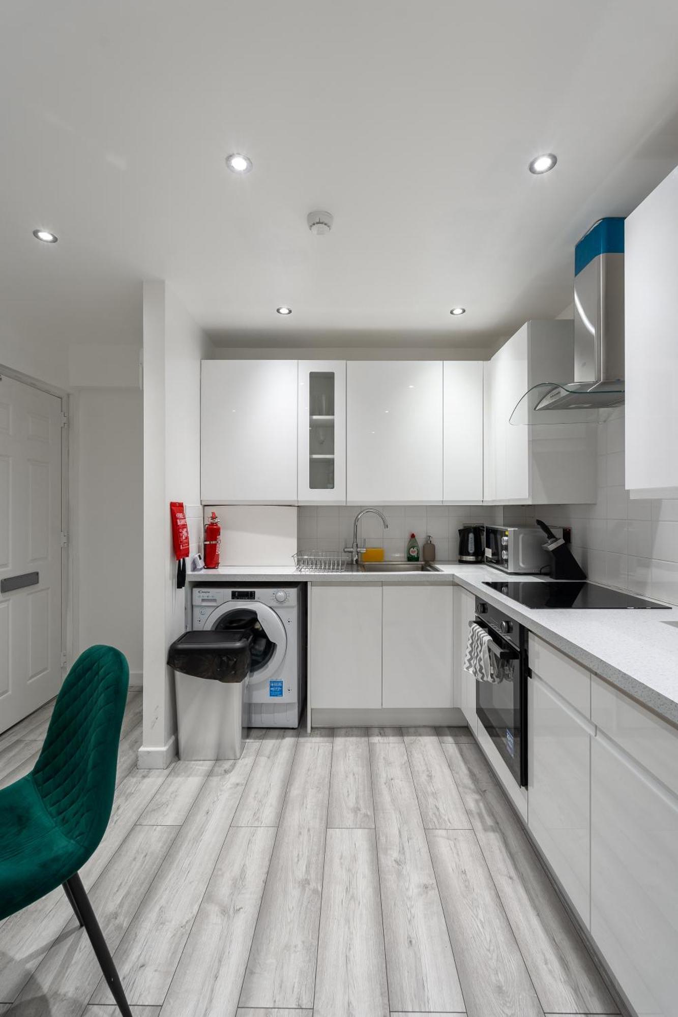 Lägenhet Beautiful Flat Near - Entire Flat - Equipped Kitchen - Private Bathroom