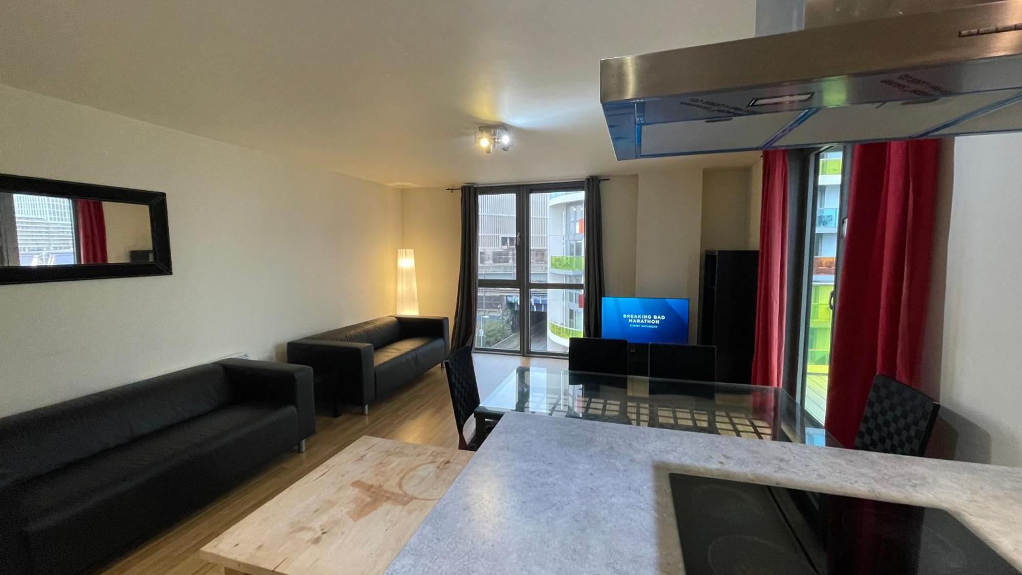 Appartement Stratford 2 Bedroom With 2 Bathrooms & Great Links Londen