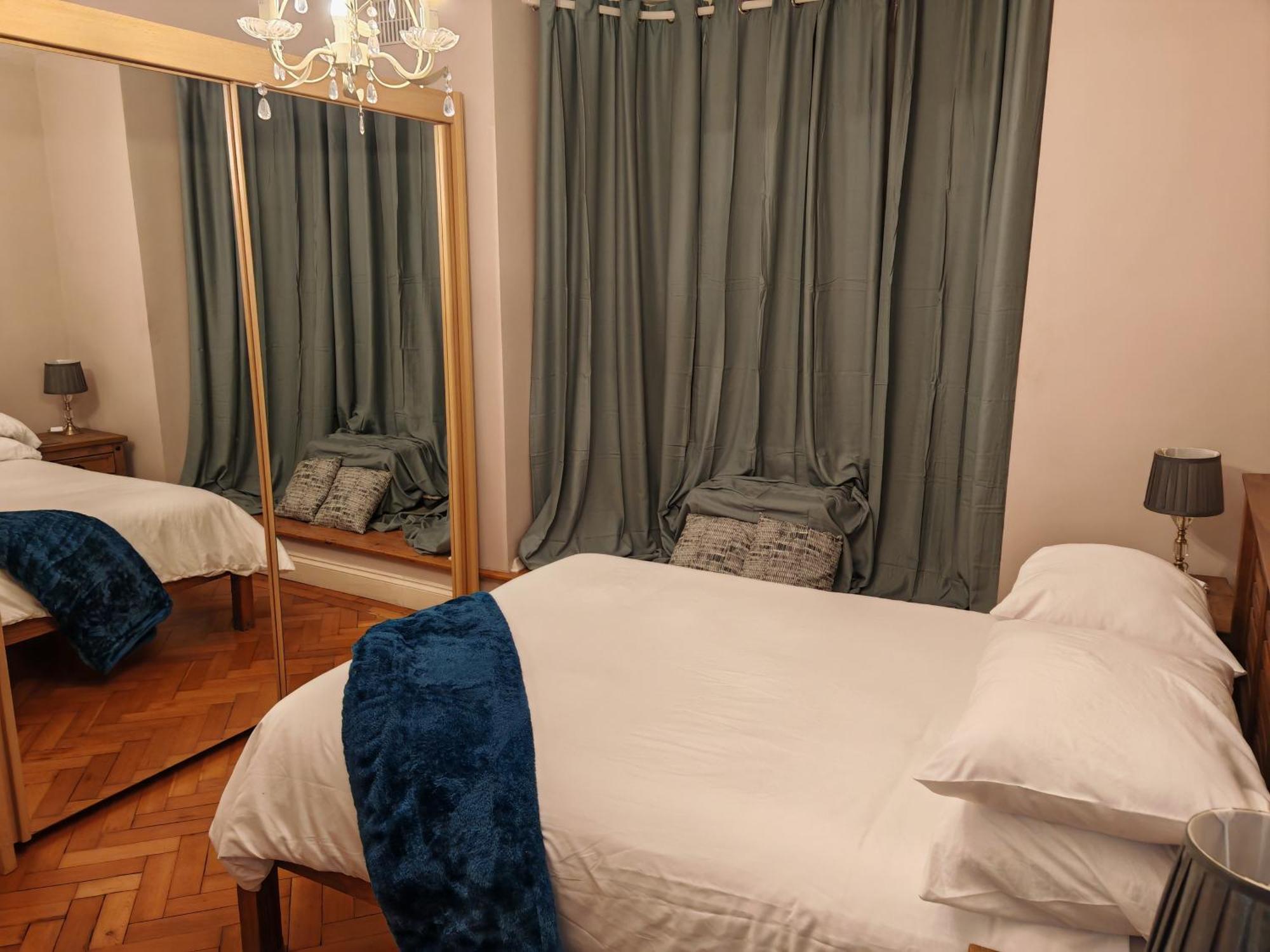 Queensway One Bedroom Lejlighed London