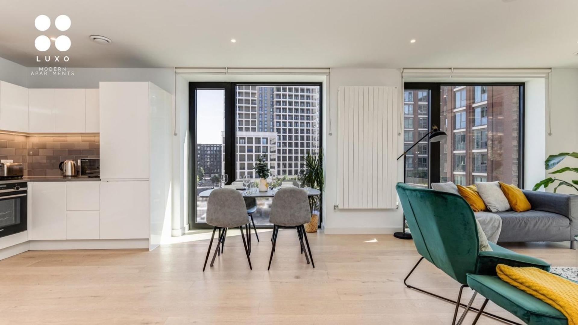 Luxury Docklands 2 Bedroom Apartment London