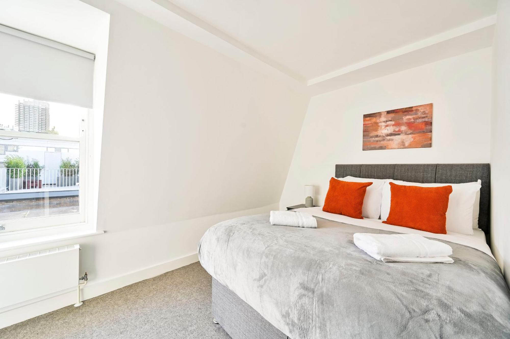 Farringdon Comfortable 2 Bed Apartment London