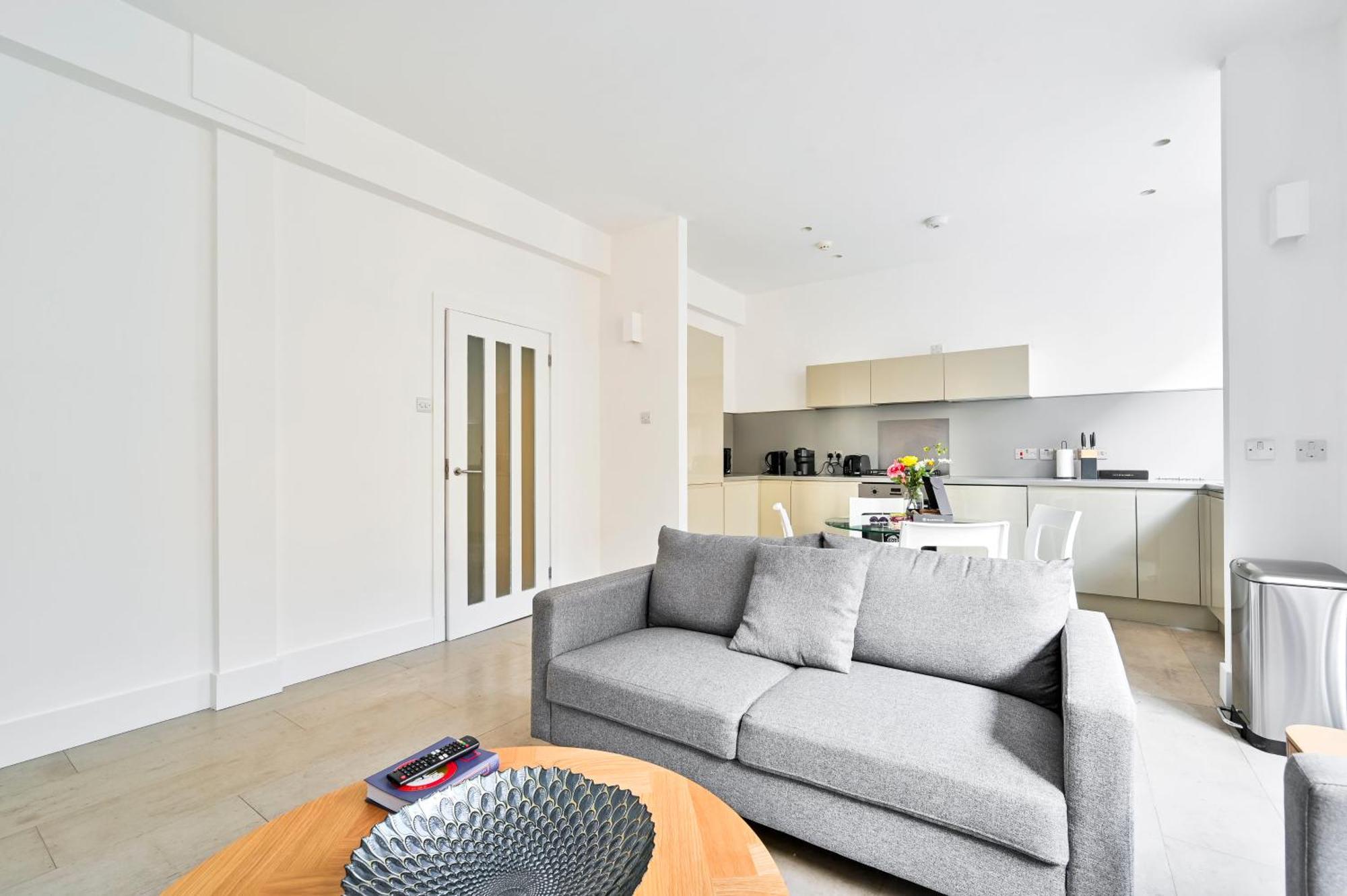 Farringdon Comfortable 2 Bed * London