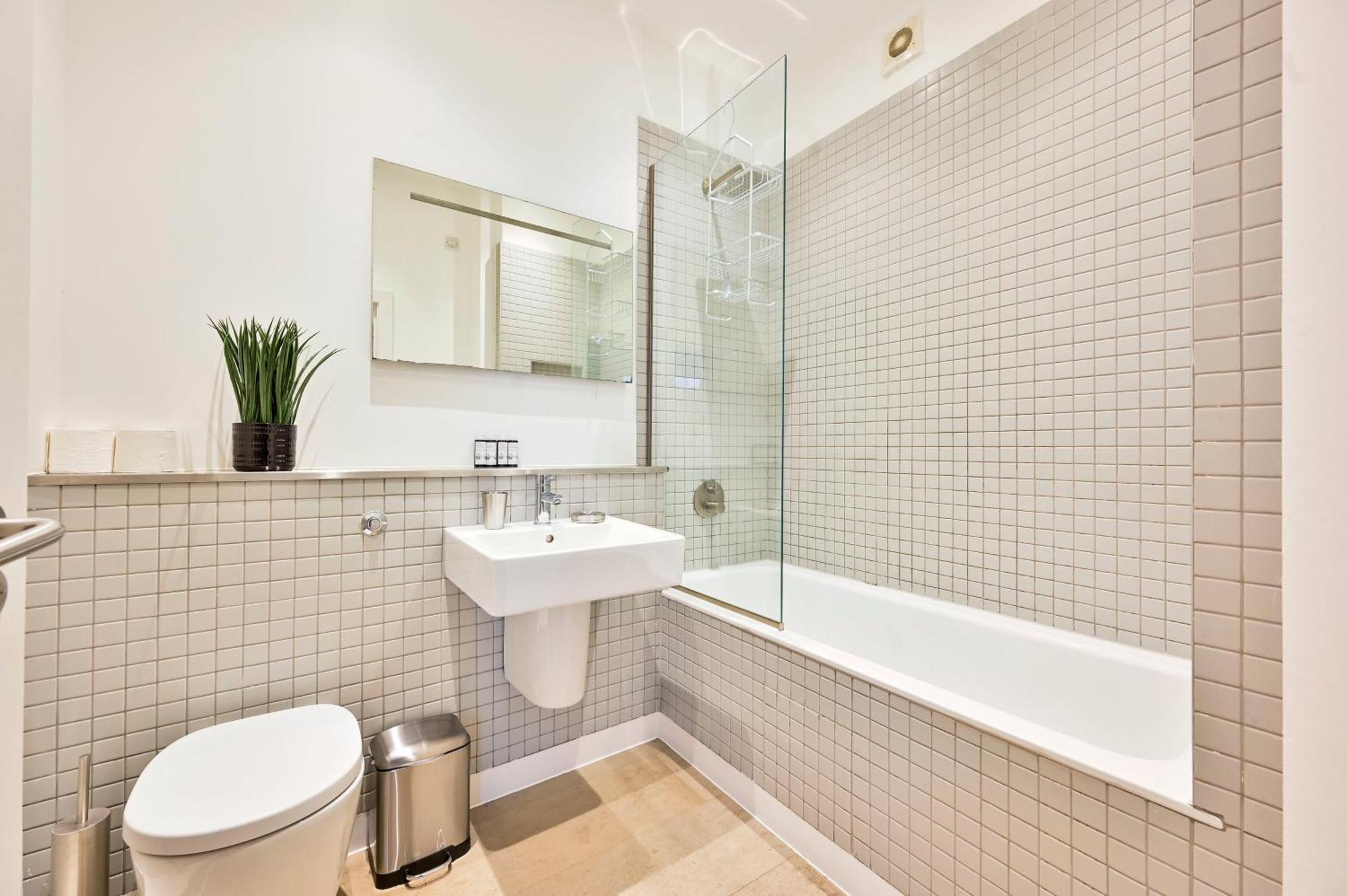 Farringdon Comfortable 2 Bed *