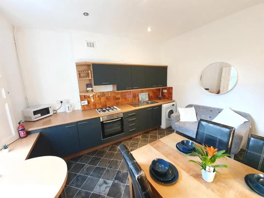 5 Bedrooms House In King's Cross Vakantiehuis