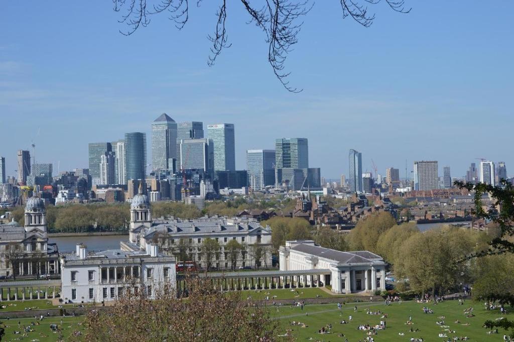 Modern 2 Bedroom Canary Wharf O2 Arena Excel - Great Transport Links Appartamento *