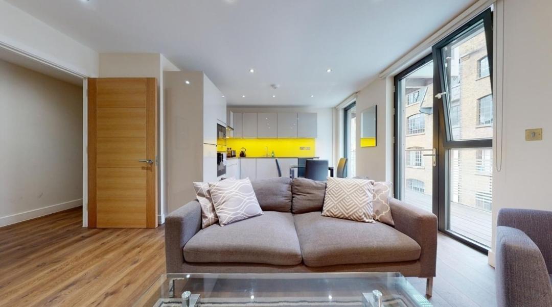Modern 2 Bedroom Canary Wharf O2 Arena Excel - Great Transport Links * Londra