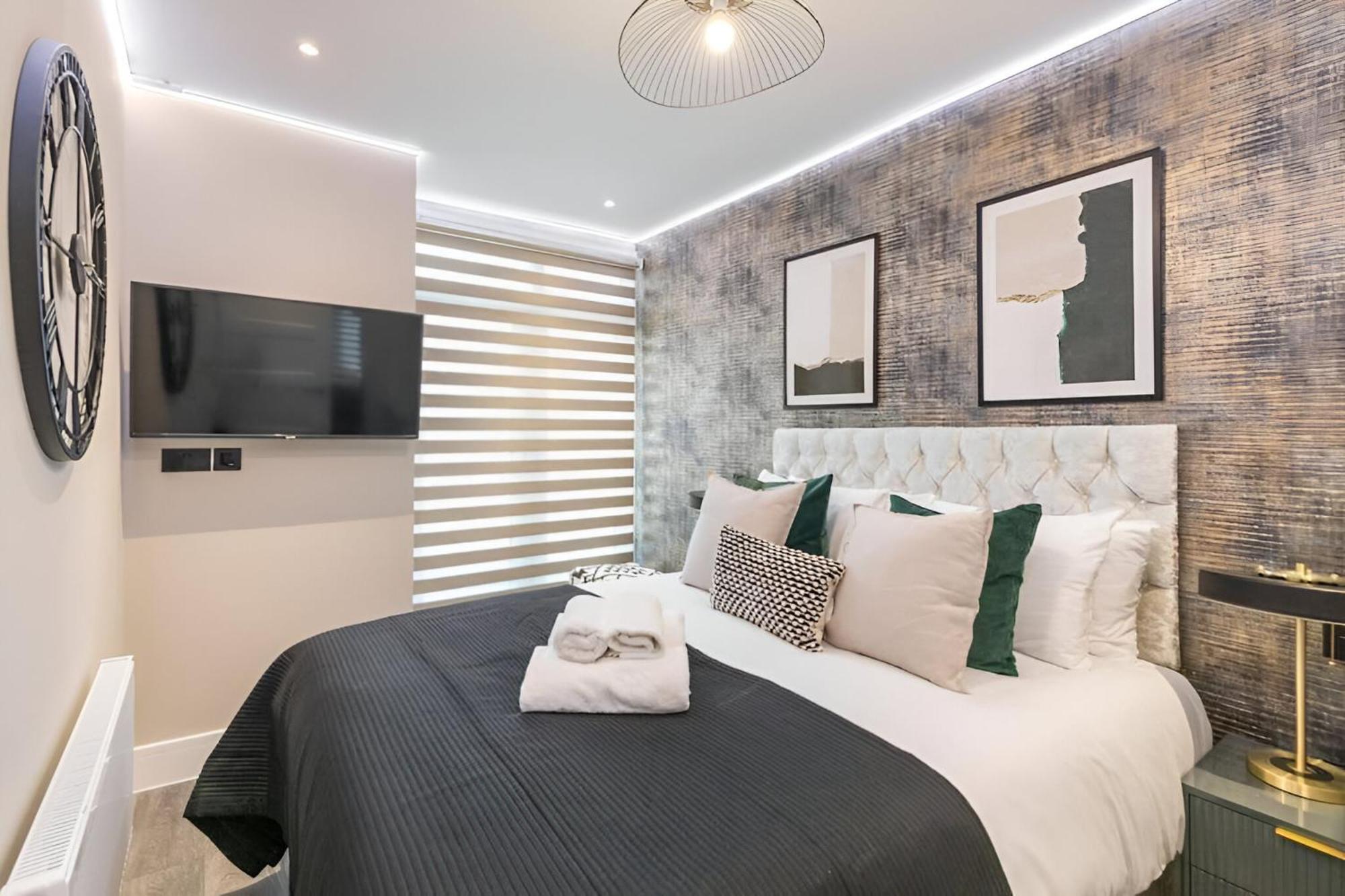 Leilighet Stunning Flat With Jacuzzi Bath