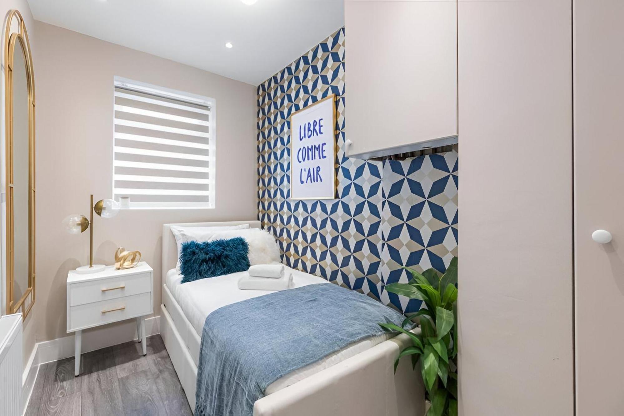 Leilighet Stunning Flat With Jacuzzi Bath