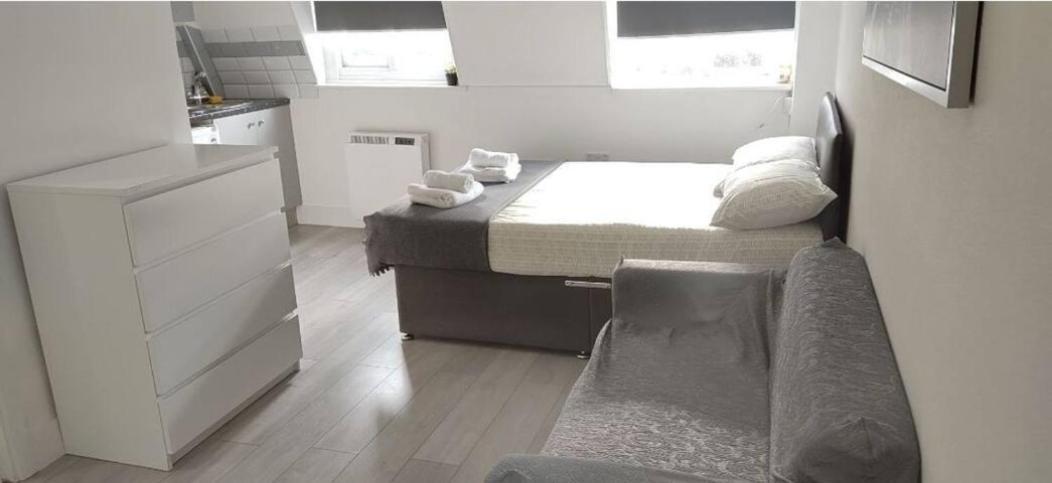 Studio By Hyde Park - 20 Apartment *
