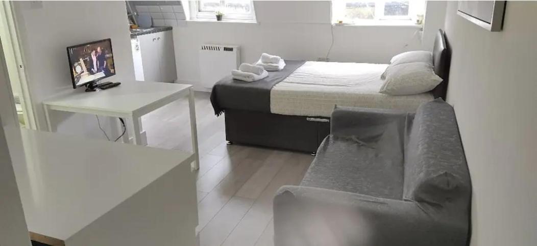 Apartment Studio By Hyde Park - 20