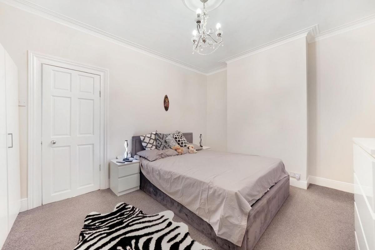 Holiday home House In Great Location London