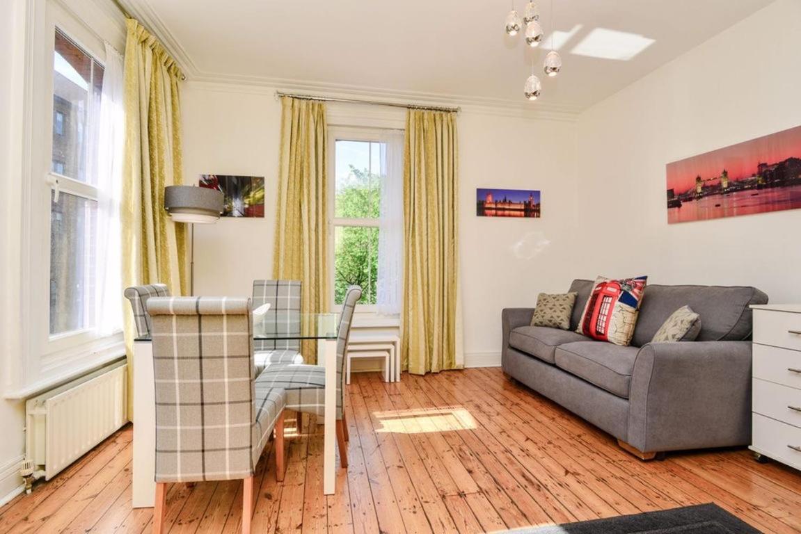 Gorgeous First Floor Near Station Appartamento *