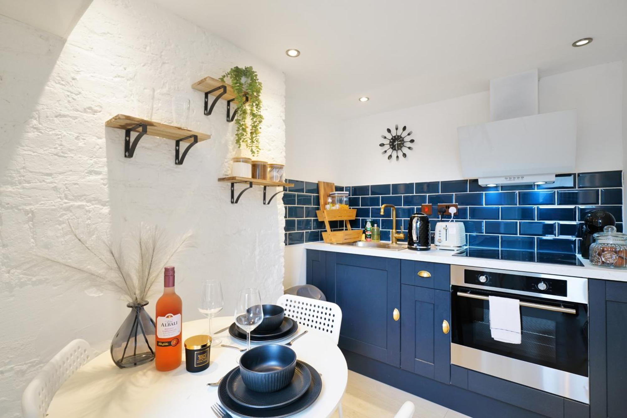 Cozy Split-level Studio London