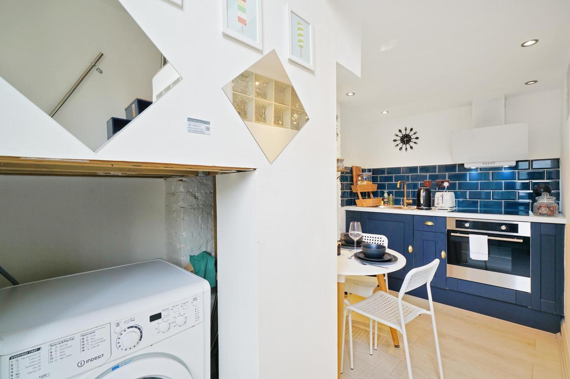 Cozy Split-level Studio Leilighet London