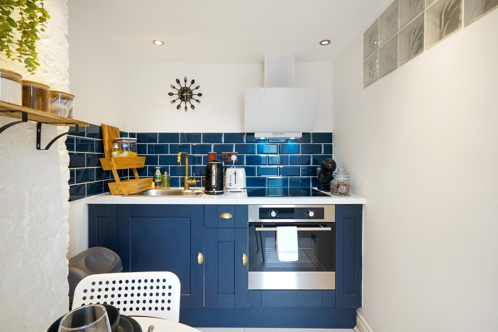 Cozy Split-level Studio