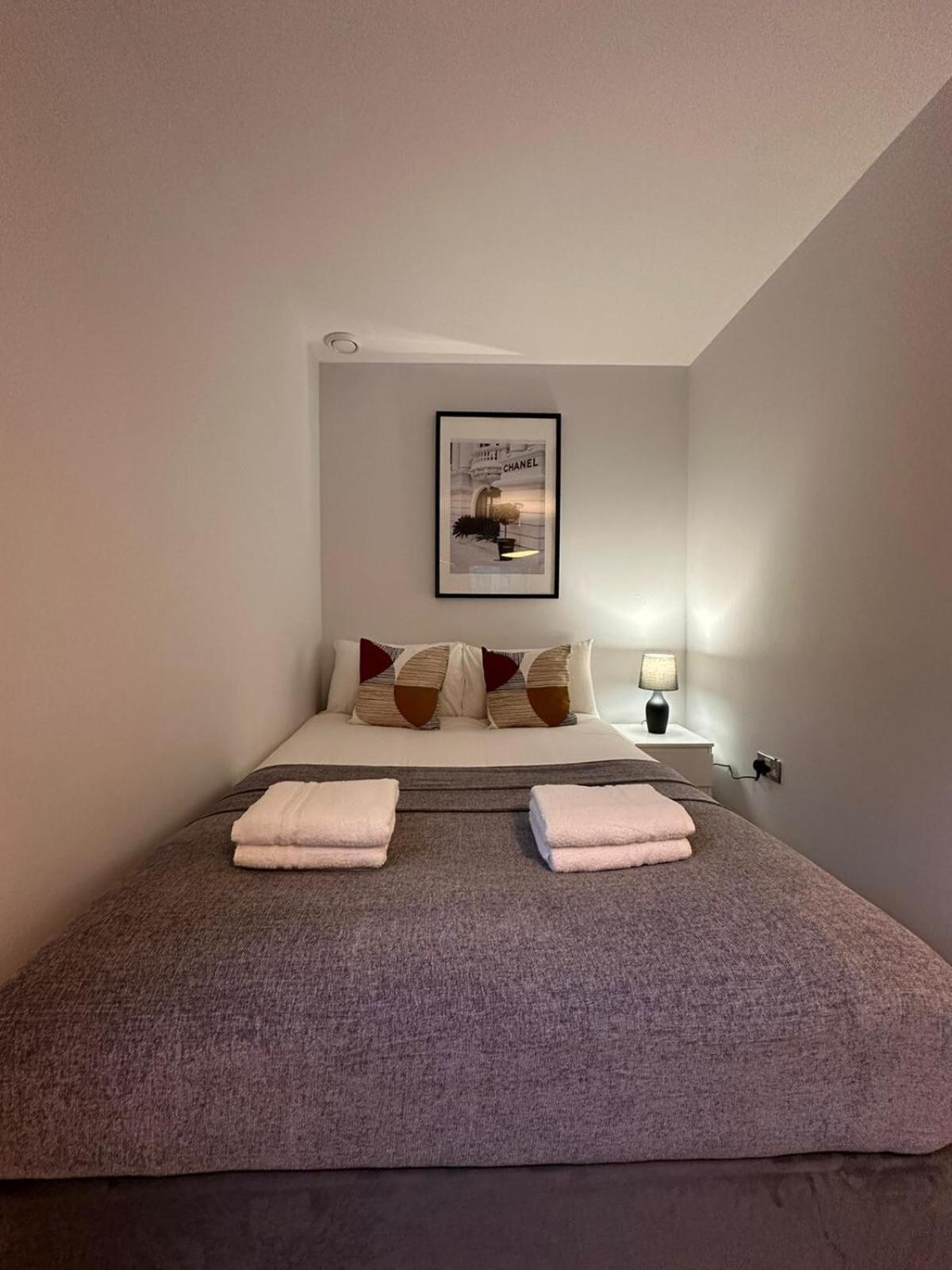 Modern 2 Bedroom Flat In Golders Green Appartement