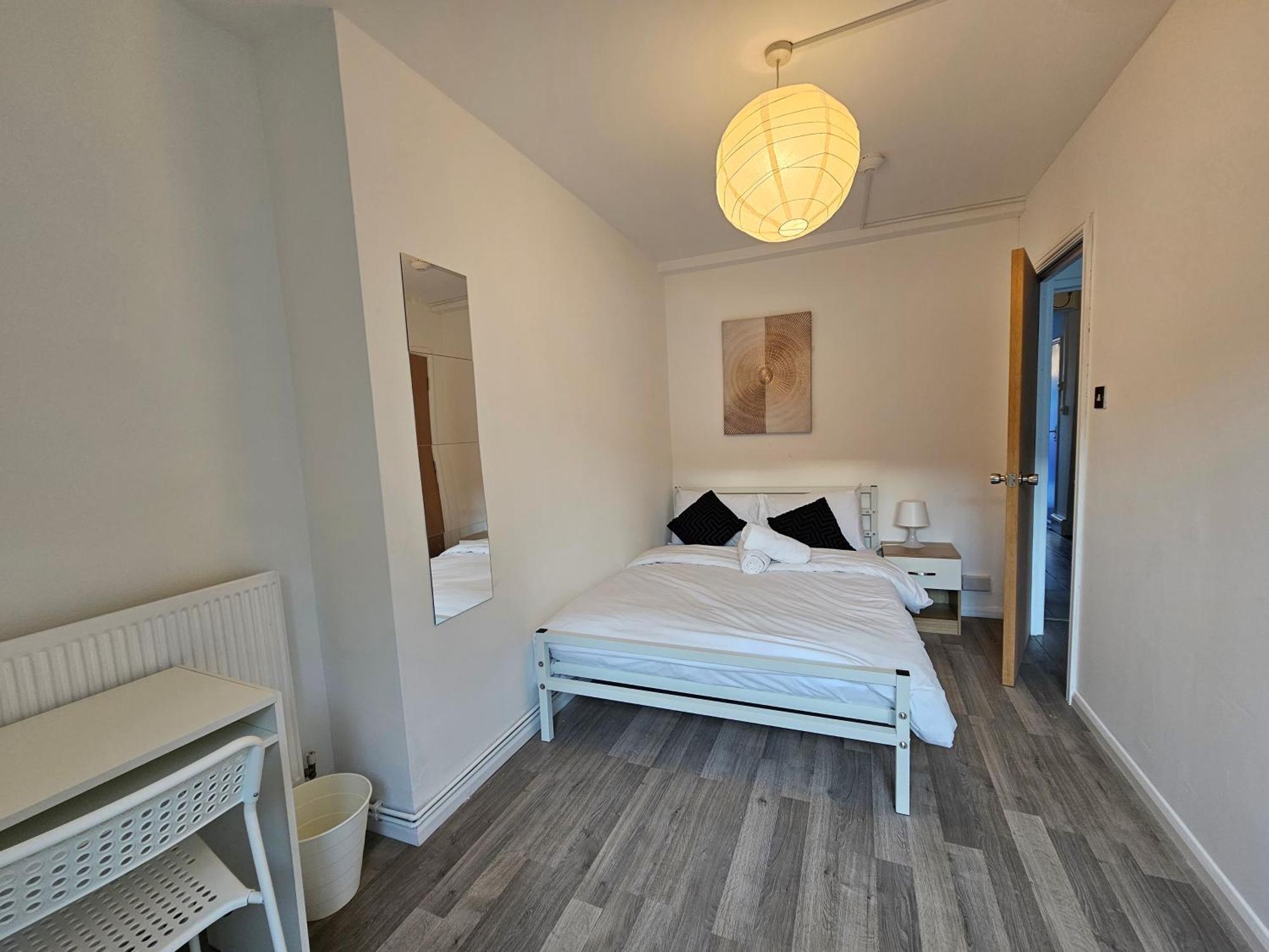 Gjestgiverier E1 *