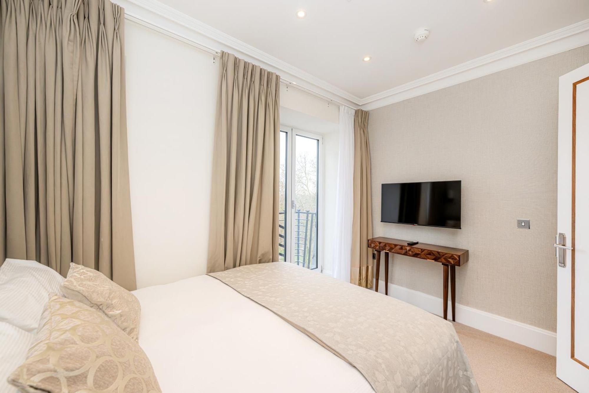 Fountain House Aparthotel London