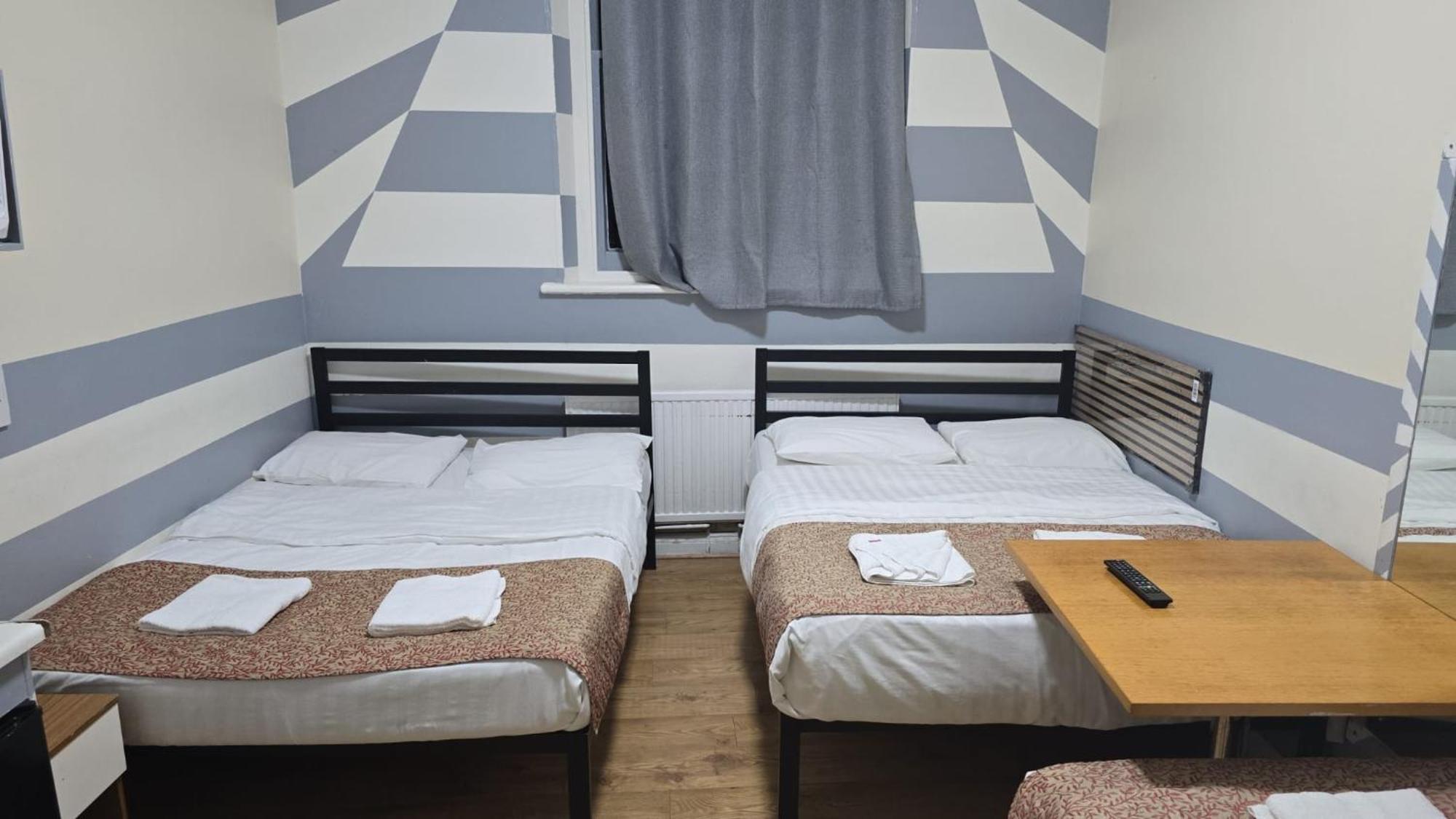 Gasthuis Anwar House 2*