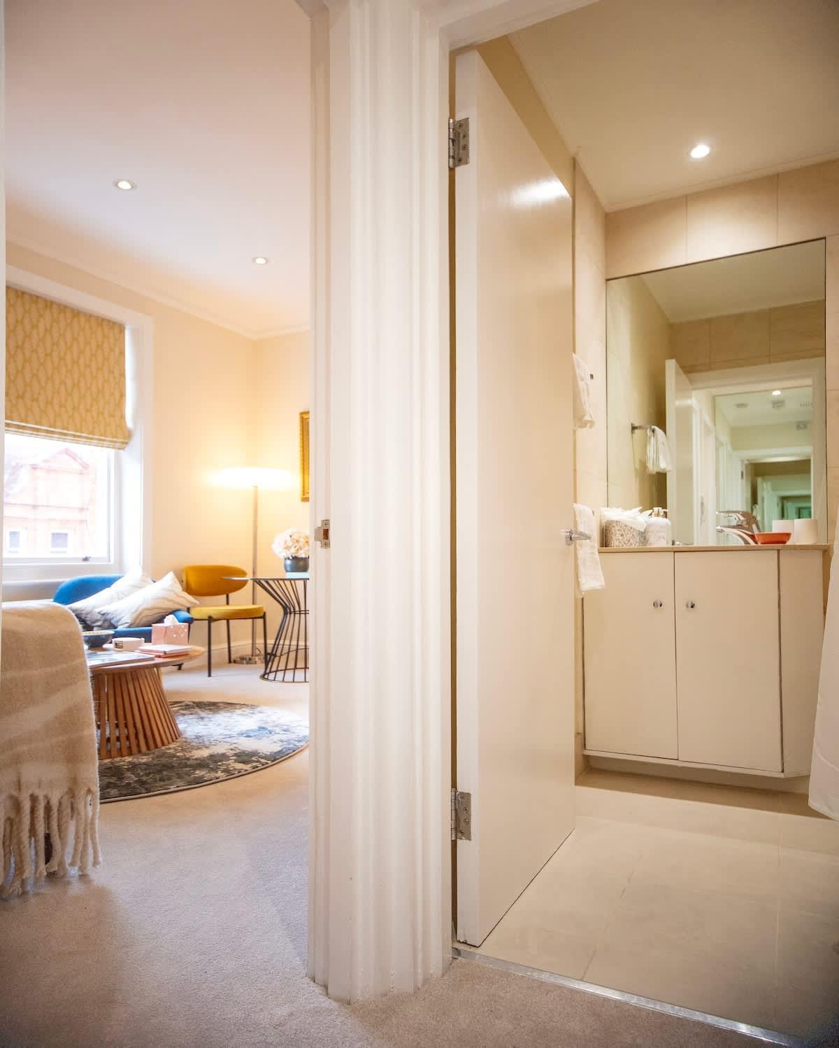 Knightsbridge Stylish 1 Bed Mins From Harrods * London