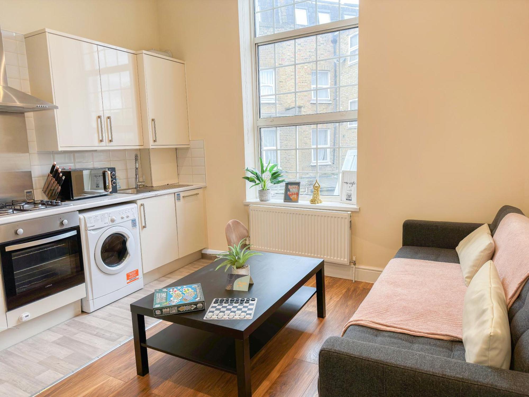 Cozy 2-bedroom With Free Wi-fi In Shepherds Bush Near Westfield Lägenhet *