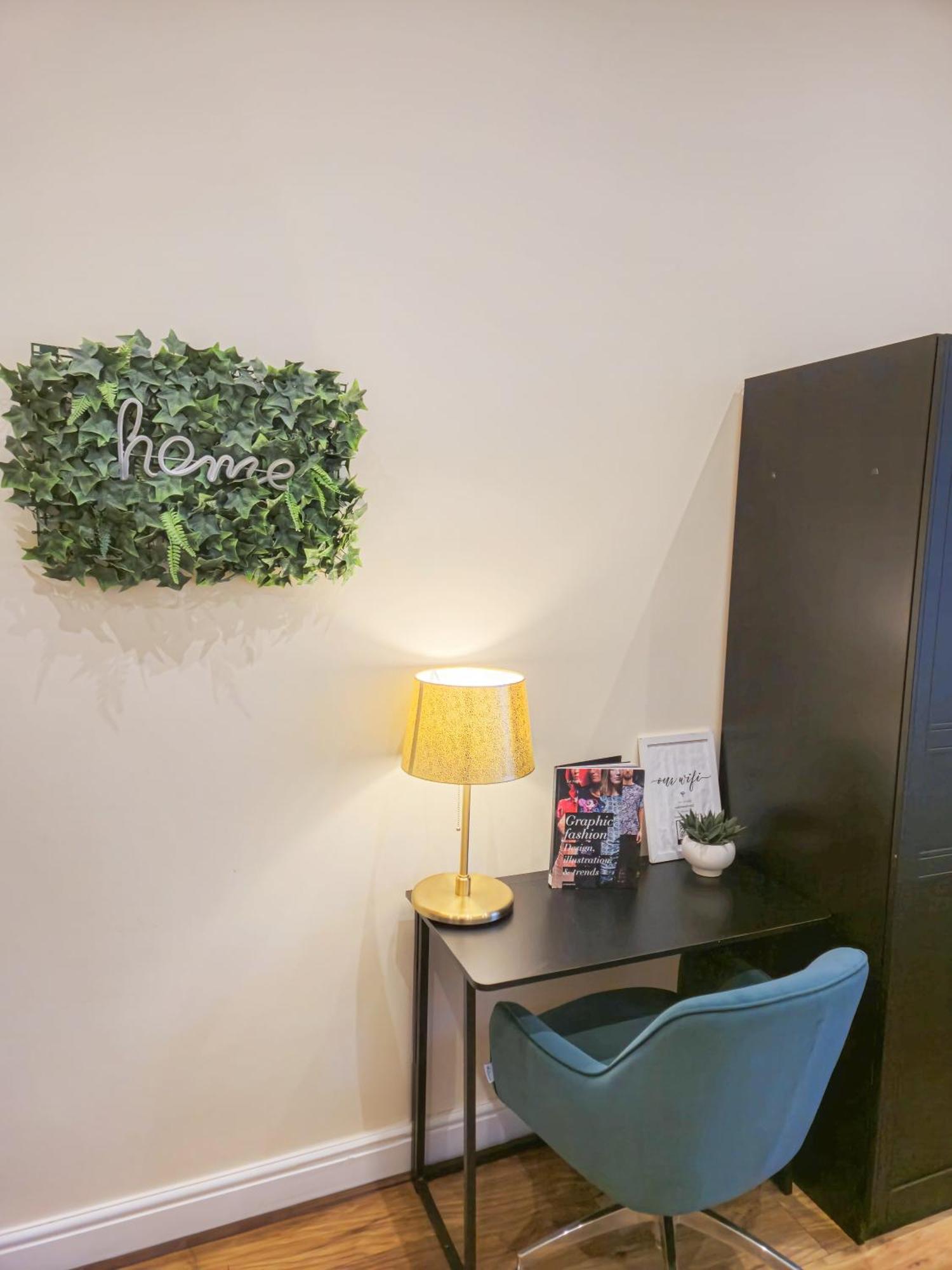 Cozy 2-bedroom With Free Wi-fi In Shepherds Bush Near Westfield Lägenhet