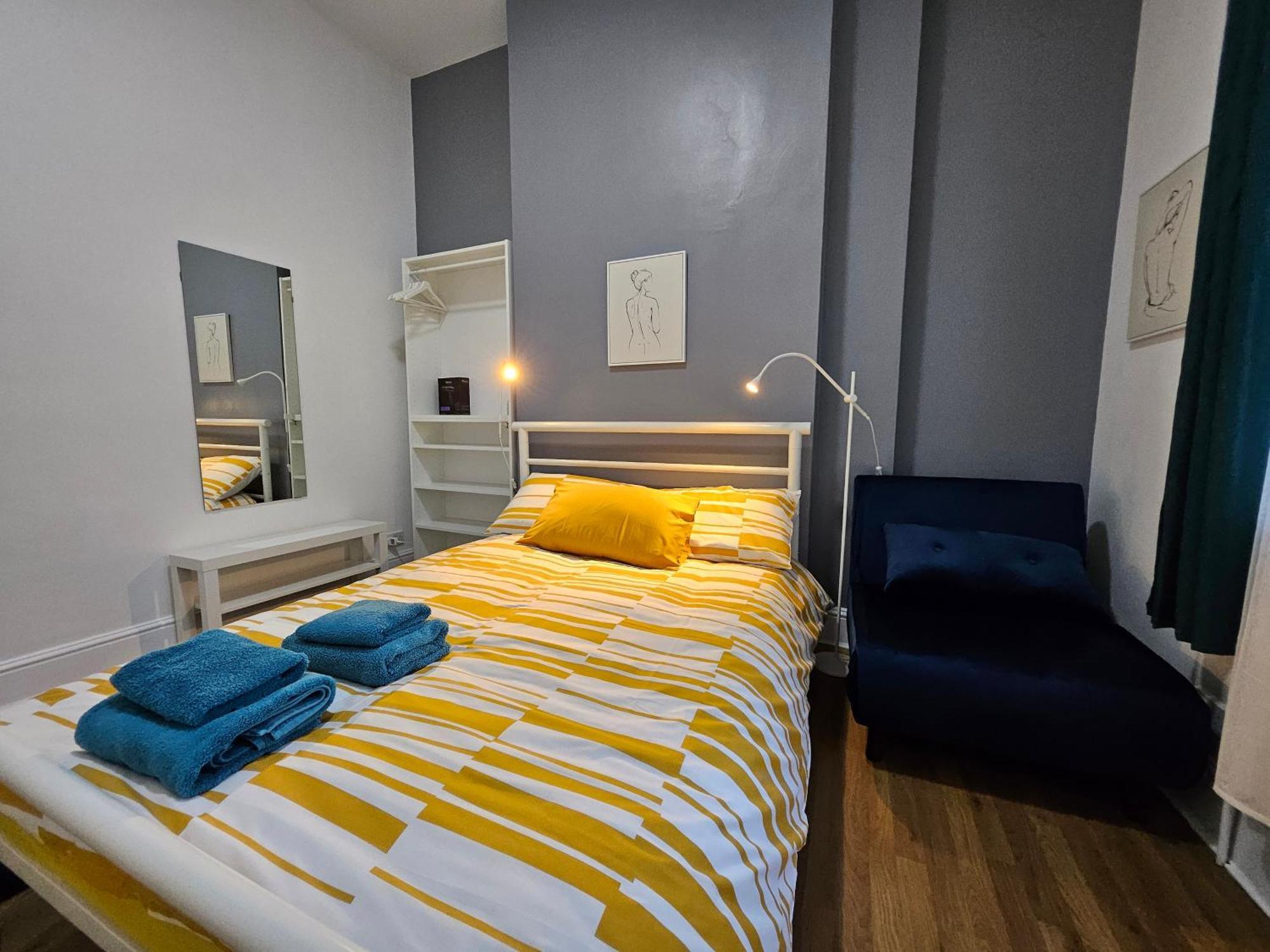 Modern Spacious 10 Minutes From Big Ben Gasthuis *