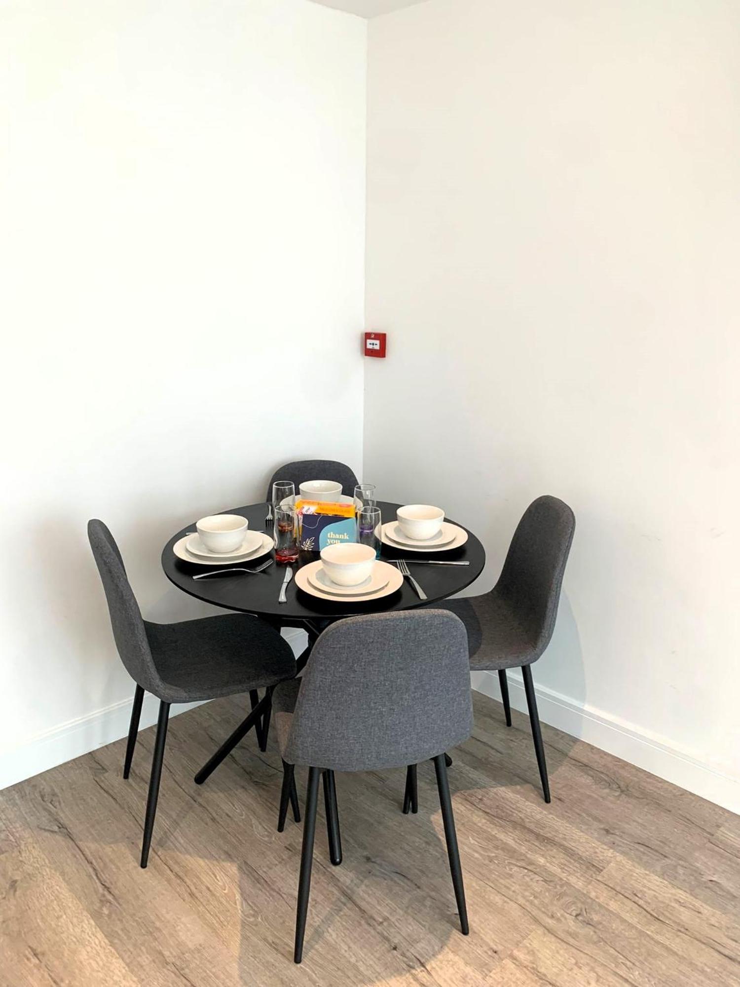 Sleek Flat Near Highbury & Islington Station Londres