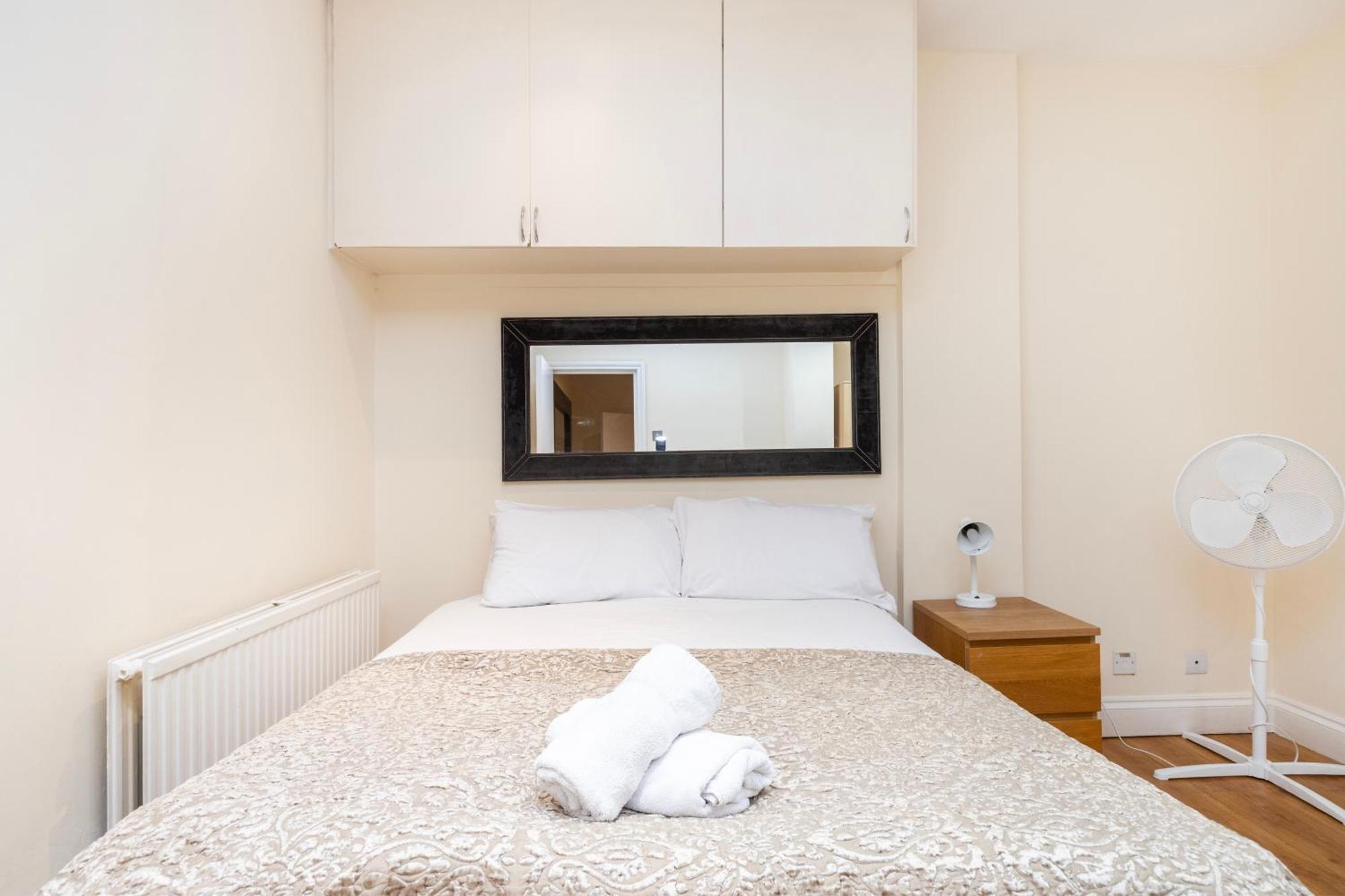 Hyde Park Rooms&apartments