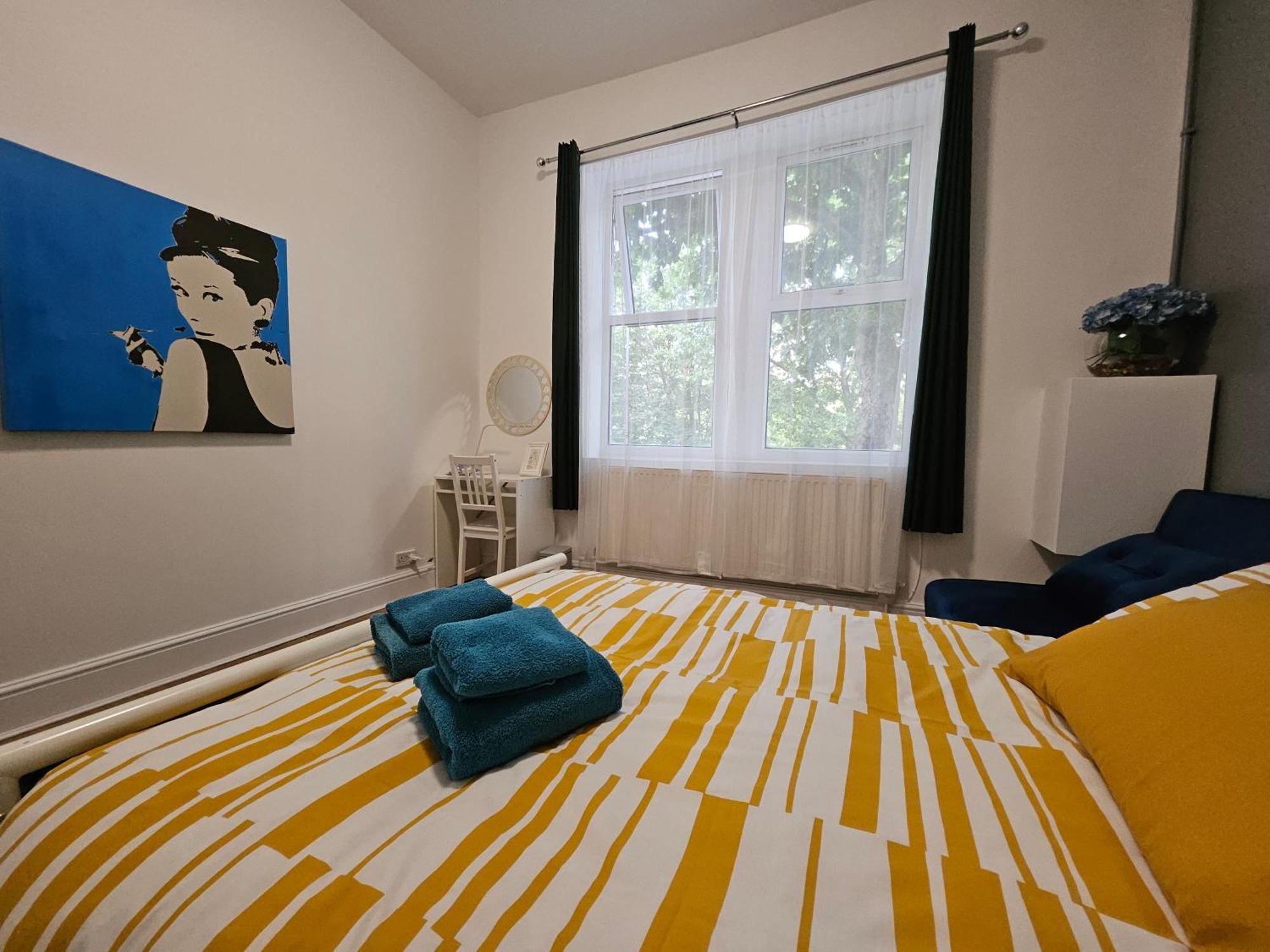 Modern Spacious 10 Minutes From Big Ben * Londen