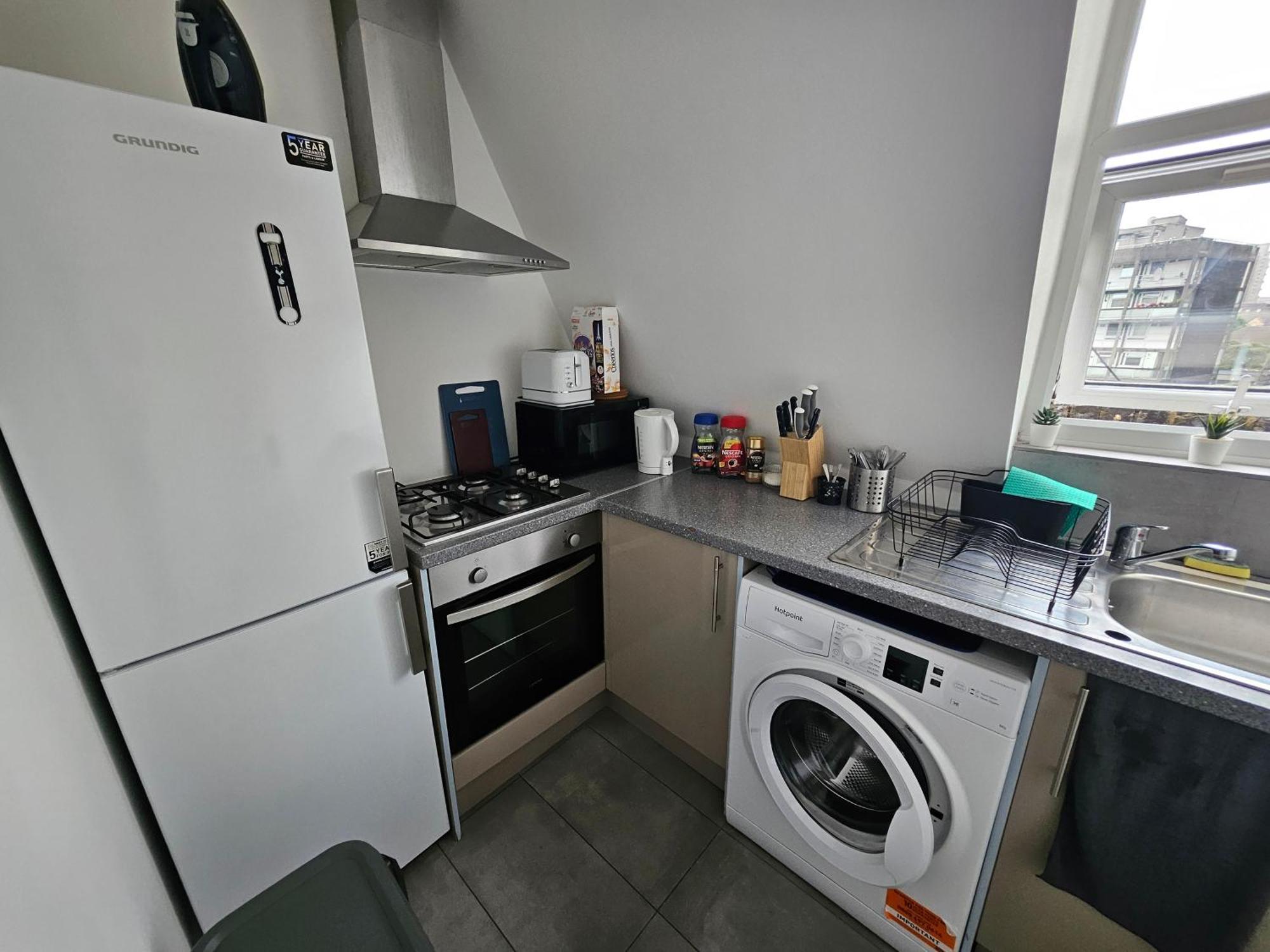 Gasthuis Modern Spacious 10 Minutes From Big Ben Londen
