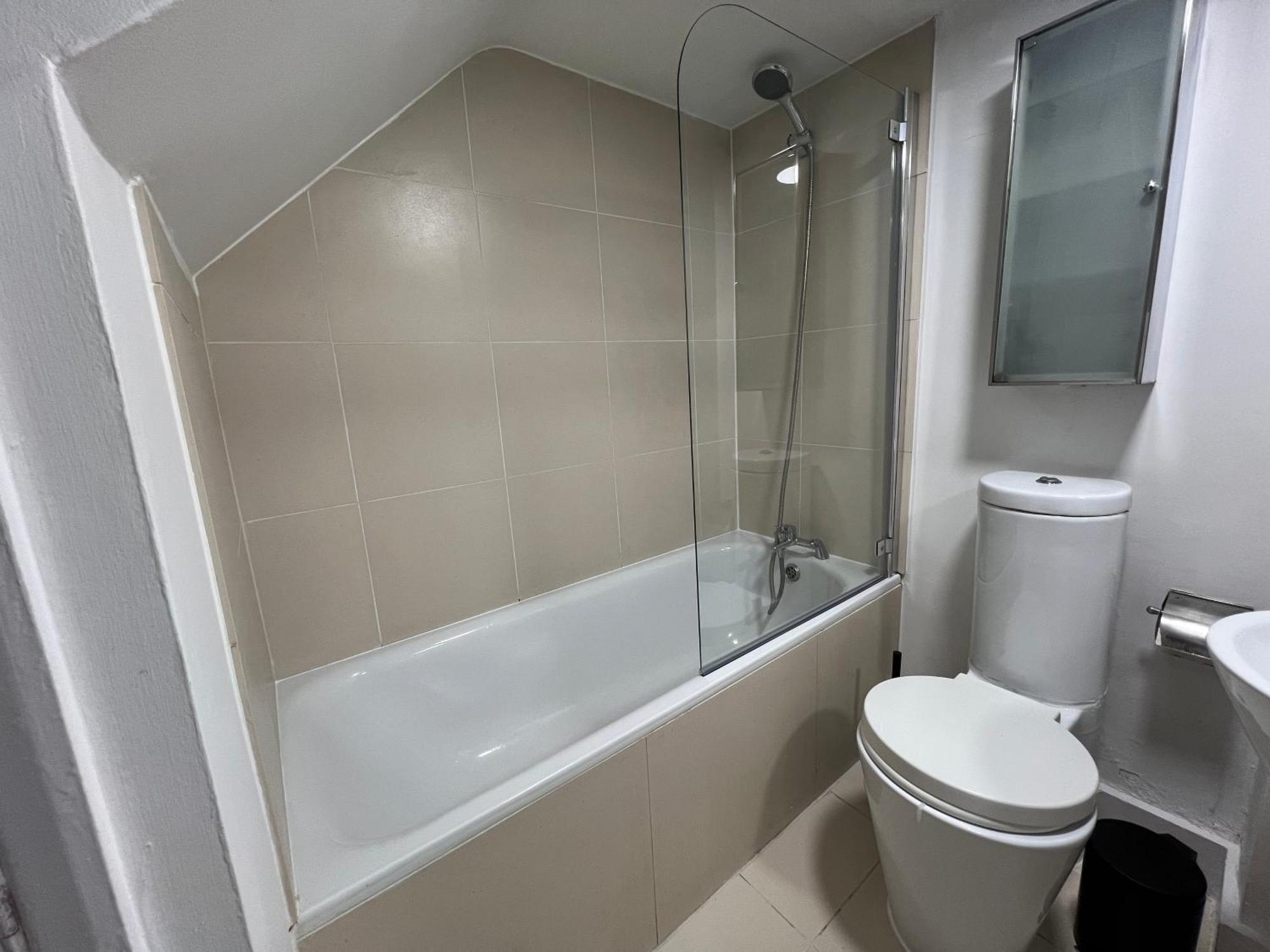 Fulham Tranquil 2bd King Bed With Parking & Gdn Appartement Londres