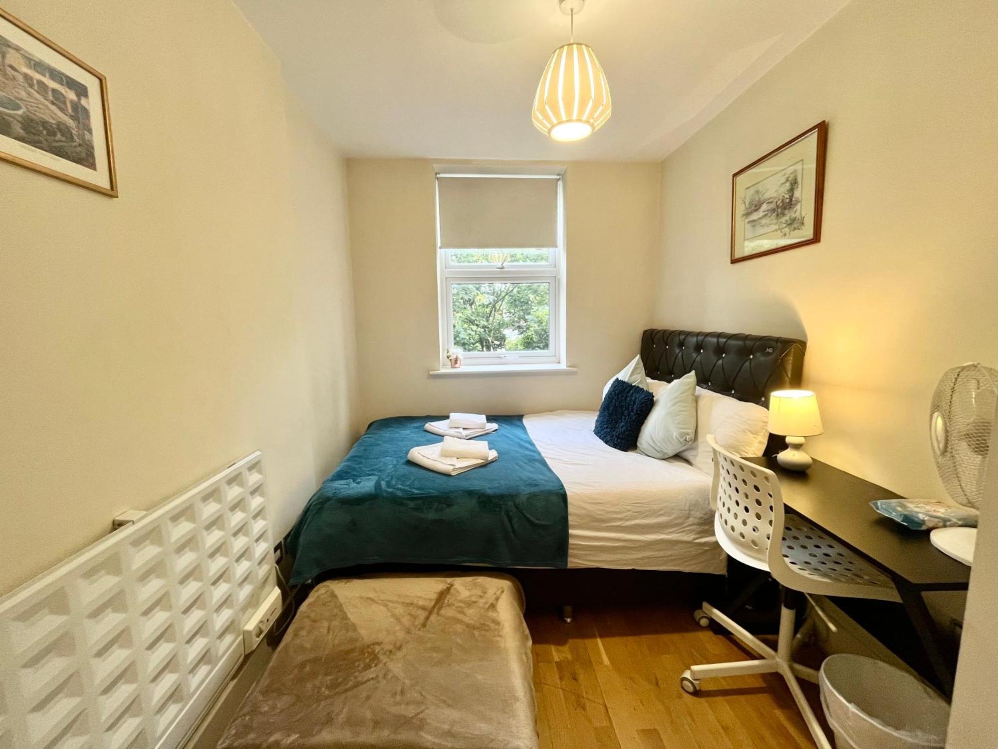 Euston Private Bedrooms 161 Flat3 Rum i privatbostad London