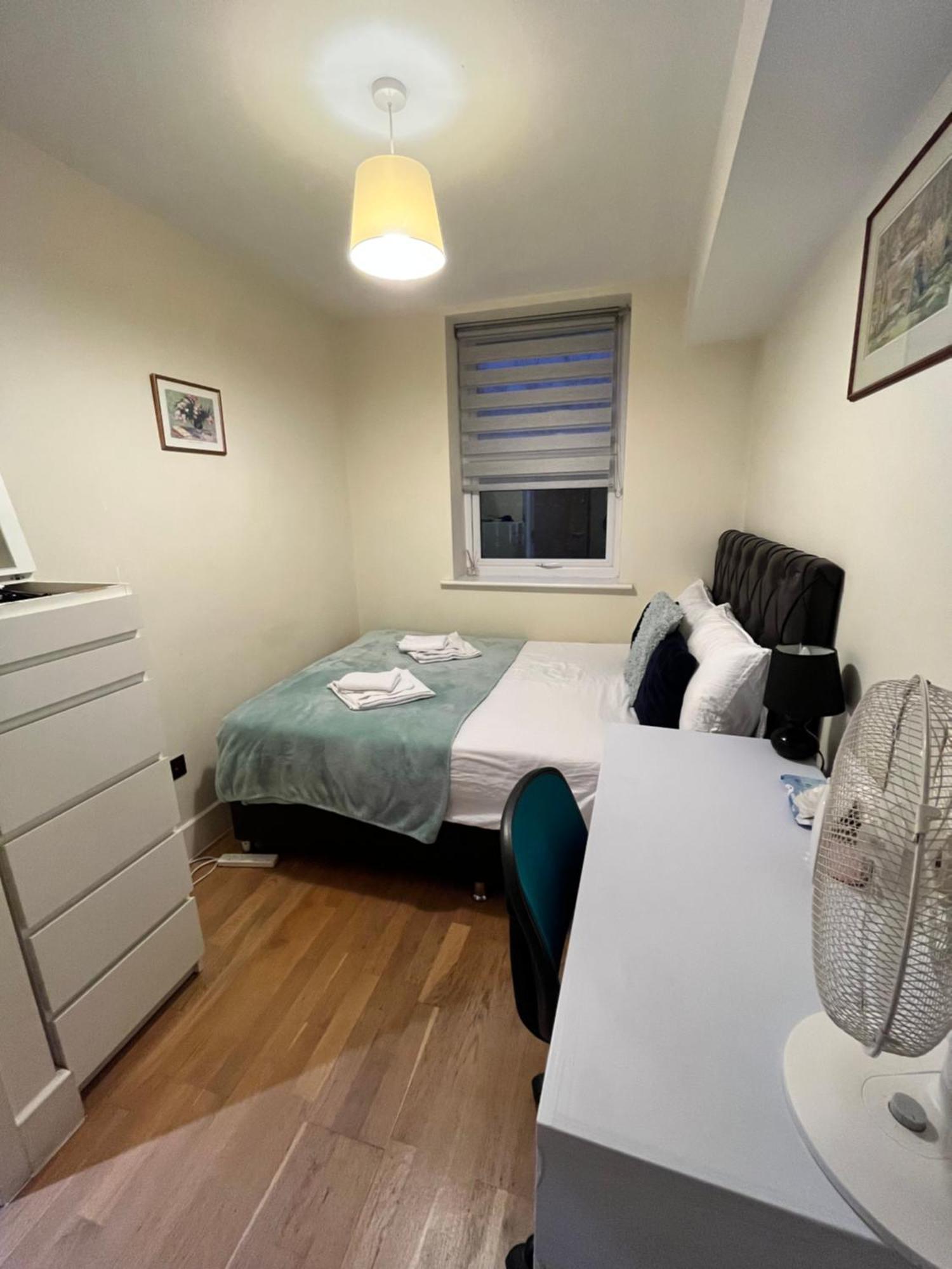 Euston Private Bedrooms 161 Flat3 Rum i privatbostad