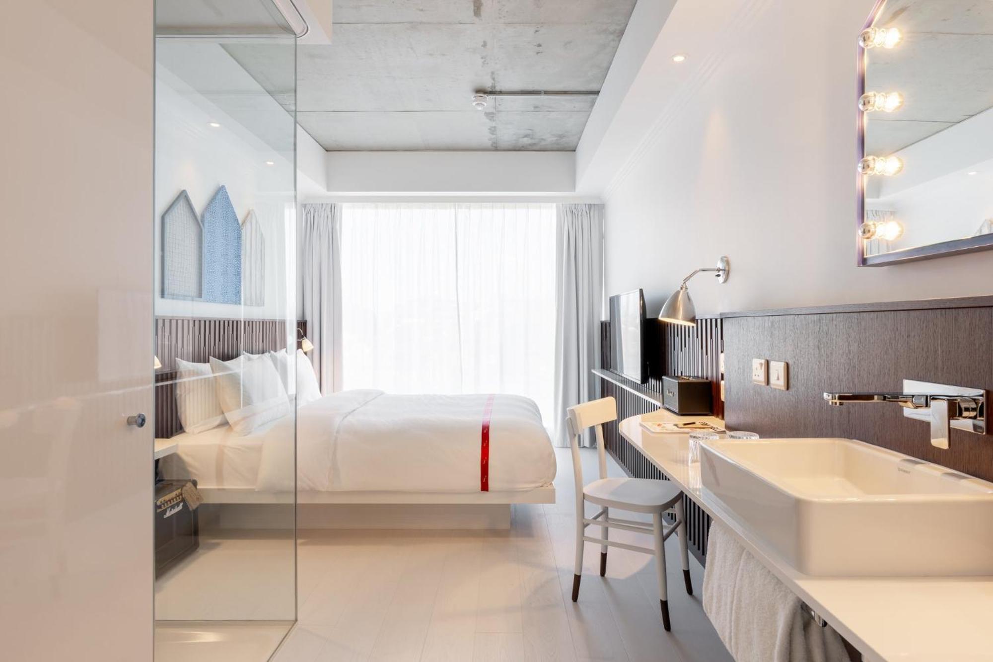 Hotell Ruby Zoe *