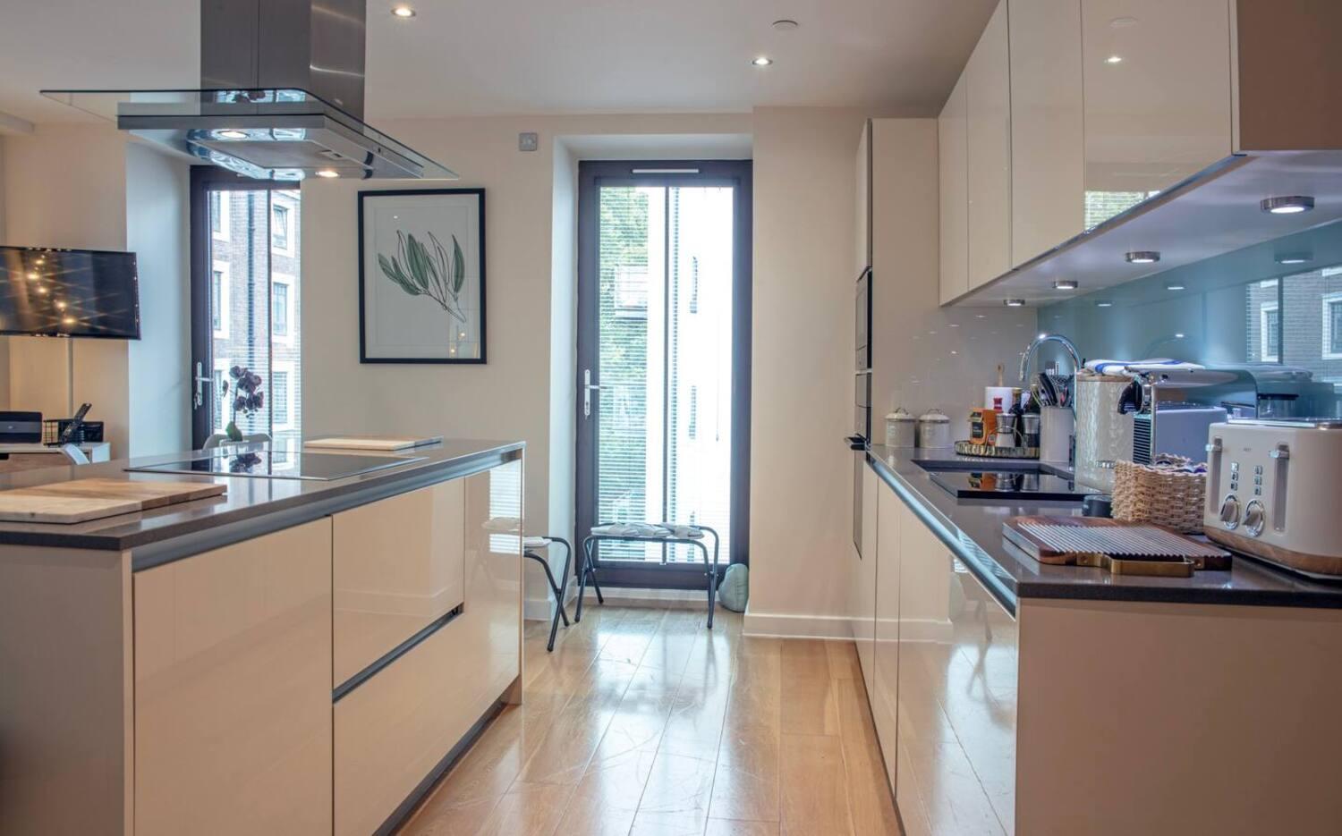 Westminster 2 Bed 2 Bath Leilighet London