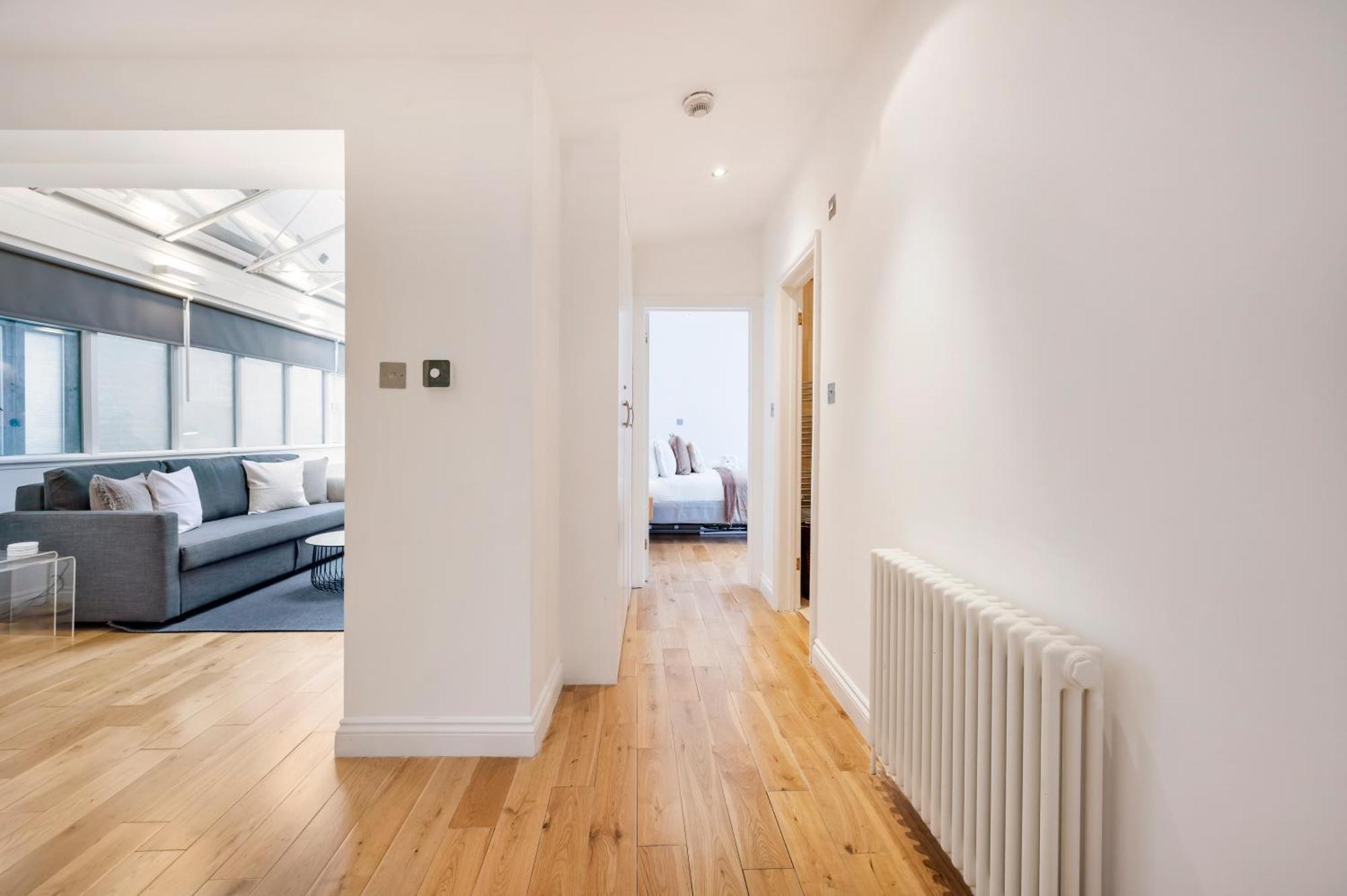 Lägenhet 2 Bedr, 3 Beds, 2 Bath Covent Garden 3-min Subway *