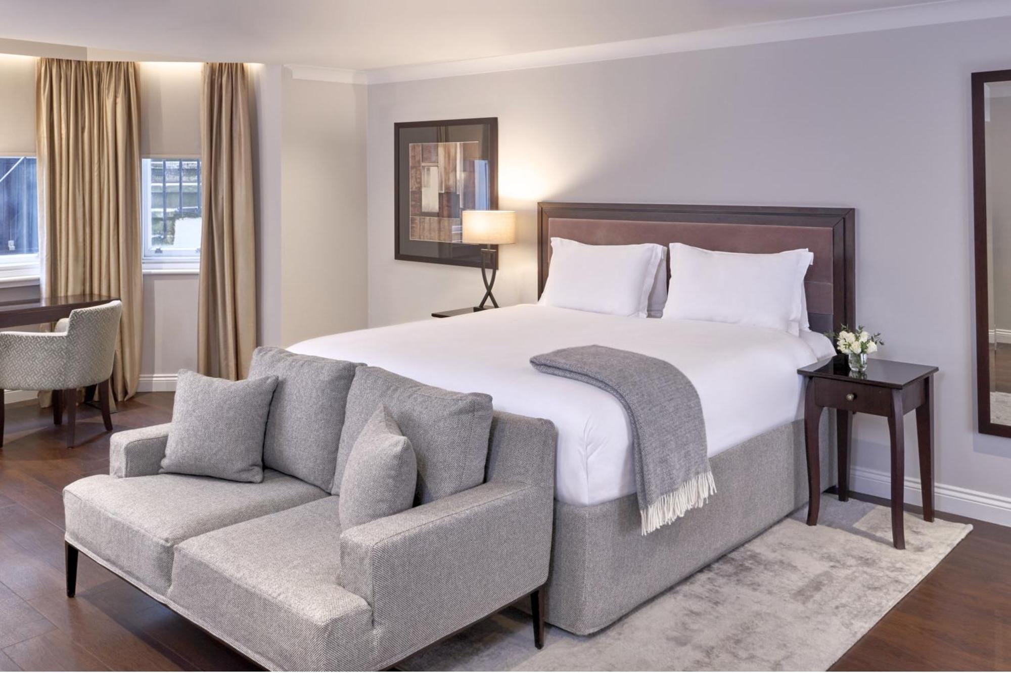 Fraser Queens Gate Aparthotel 4*