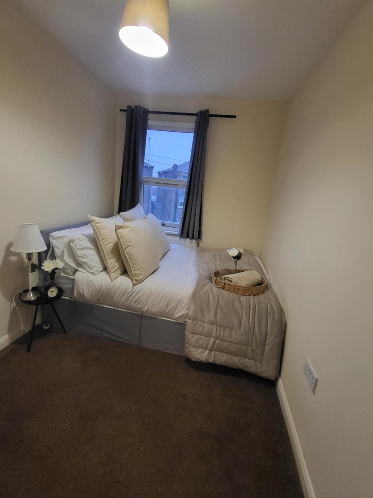 Appartement 1 Double Available In Lovely Acton Duplex - 5 Minutes From Elizabeth Line & Close To Heathrow *