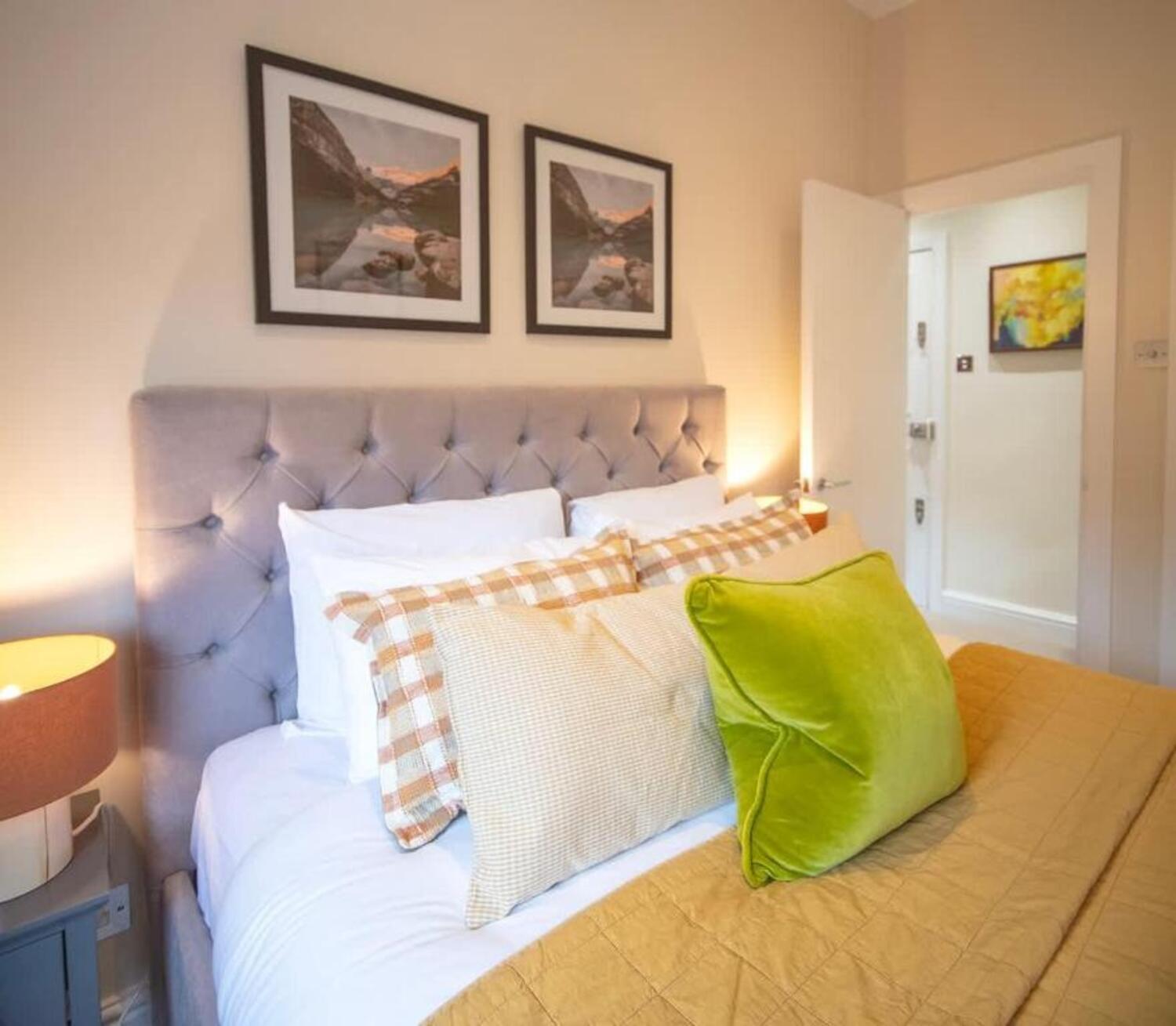 Knightsbridge Stylish 1 Bed Mins From Harrods Apartment *