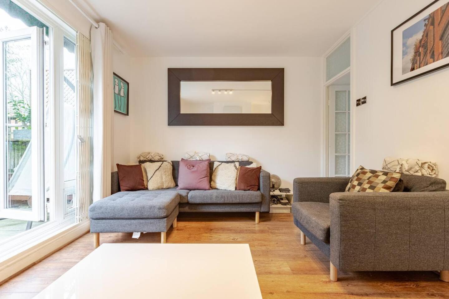 Appartamento Charming 2-bed Garden Flat Londra