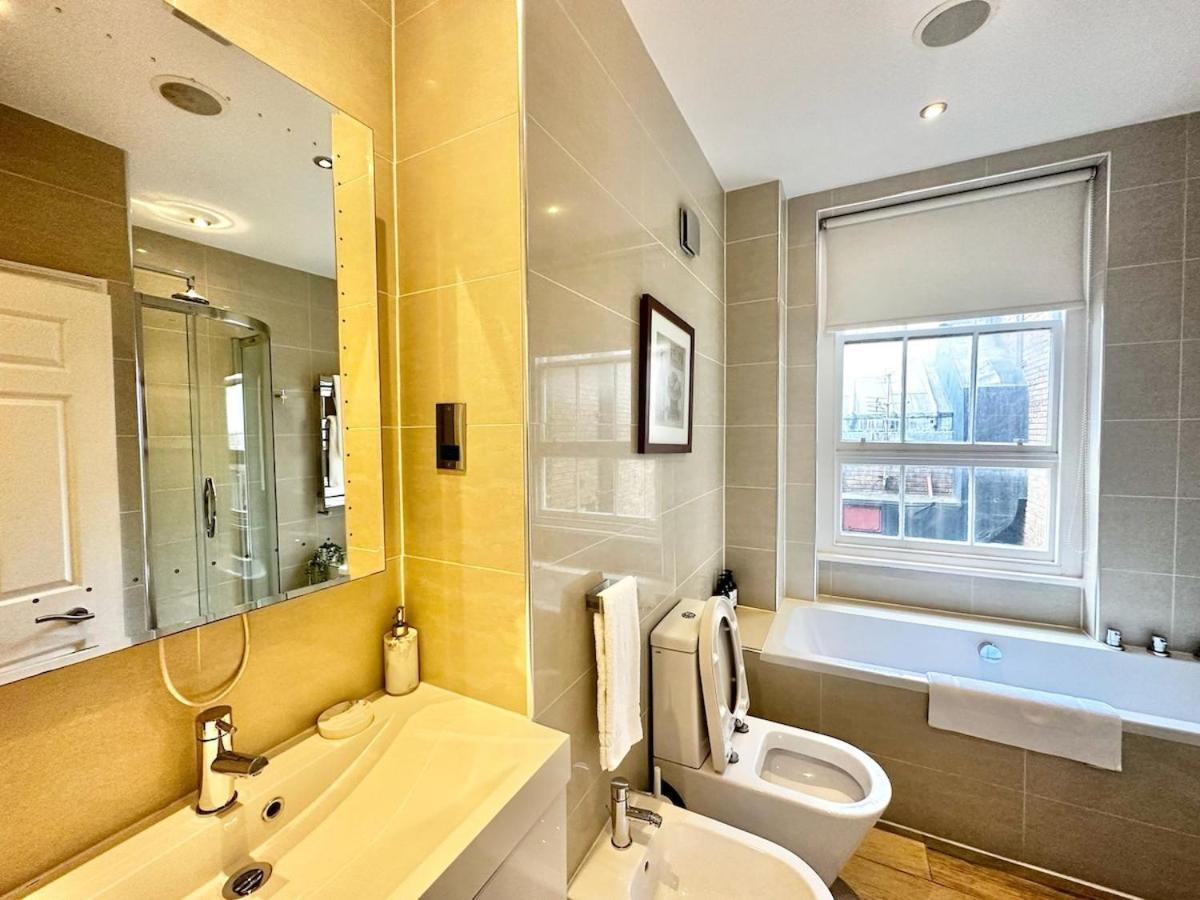 2 Bed In Oxford Street Lägenhet