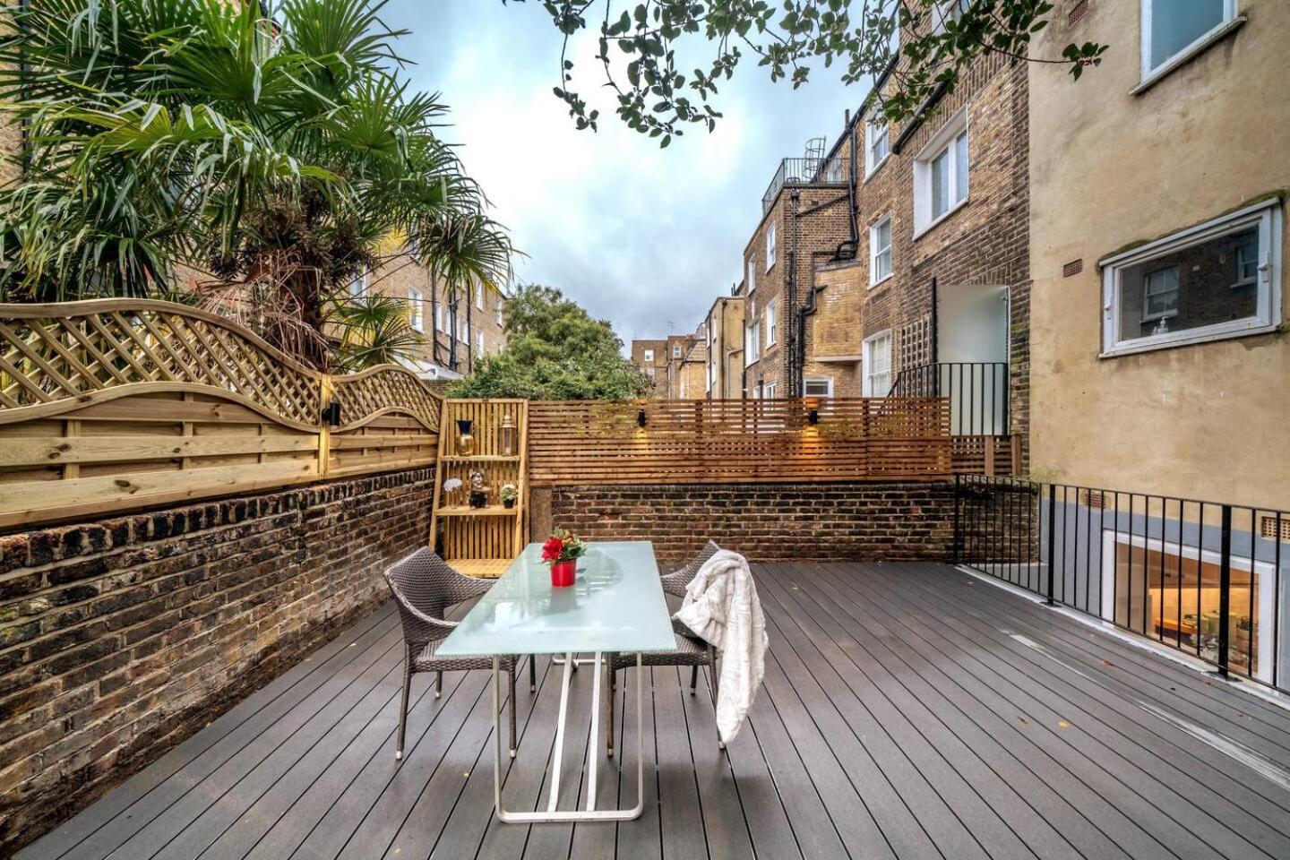 Niru Experience Urban Escape Retreat Lejlighed London