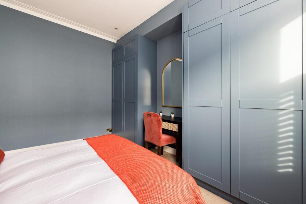 Bright, Spotless Fulham With Private Garden London