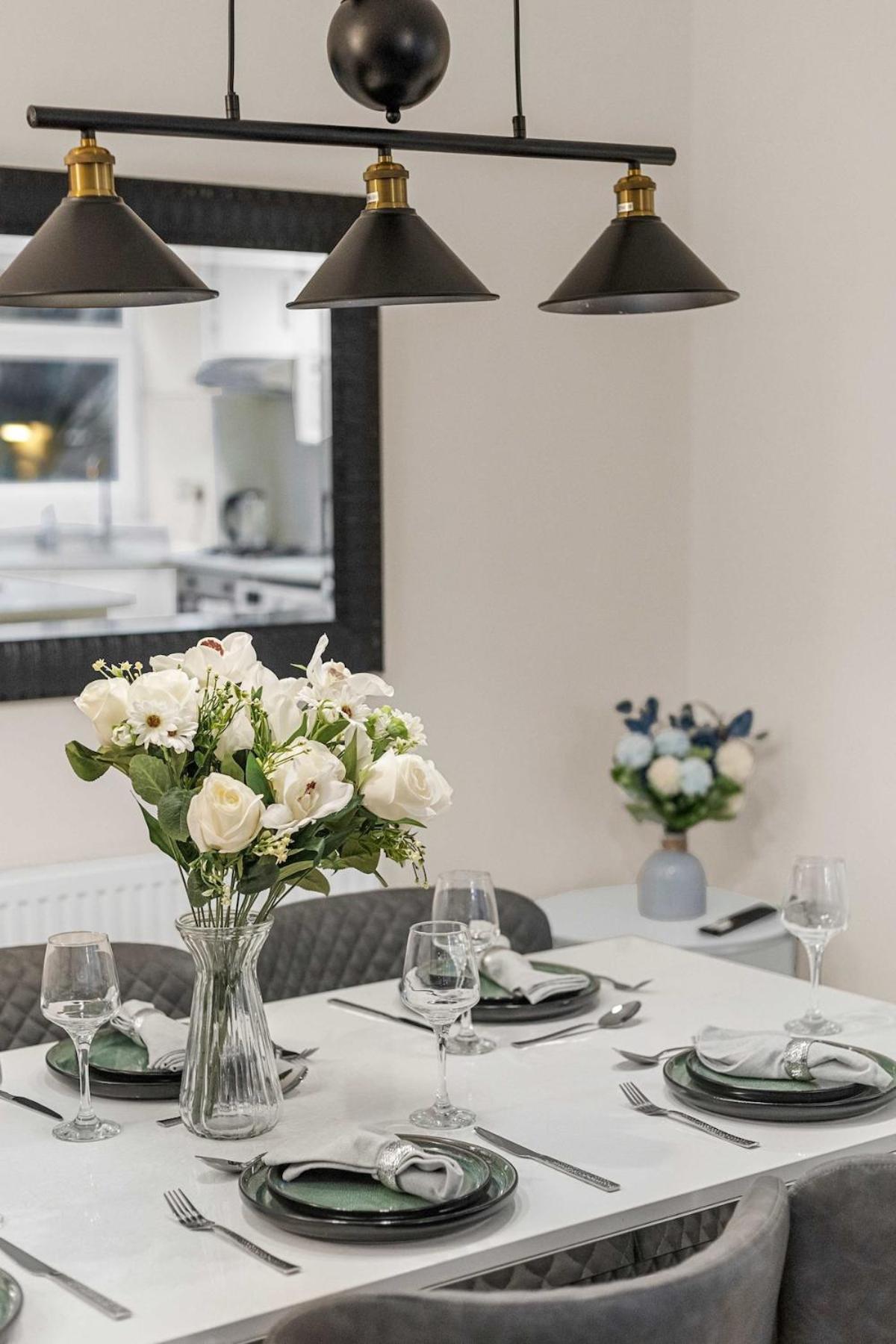 Appartement Modern Comfort In Prime Location *